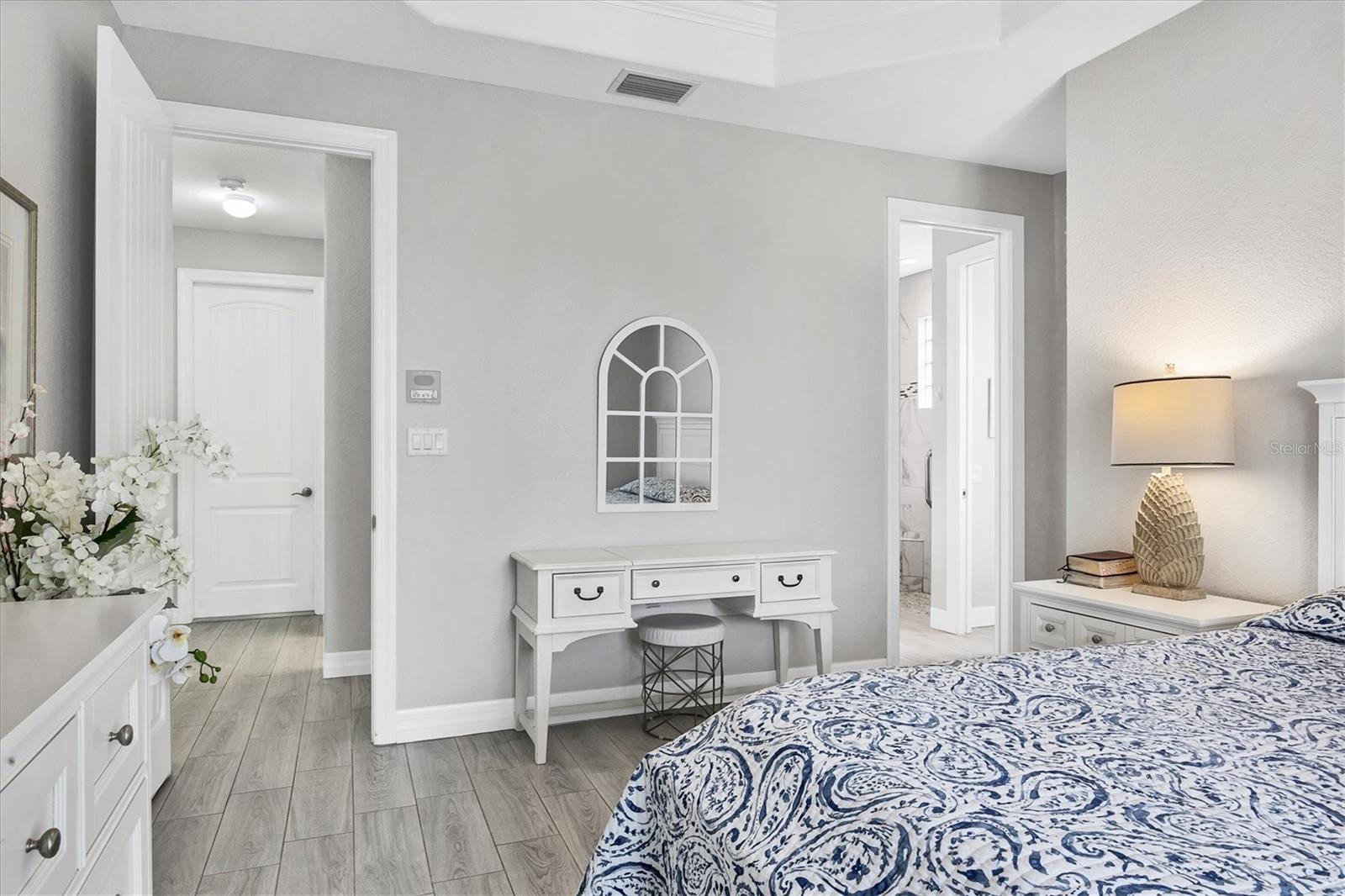 ROTONDA WEST LONG MEADOW - Residential