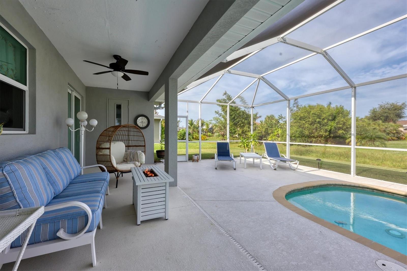 ROTONDA WEST LONG MEADOW - Residential