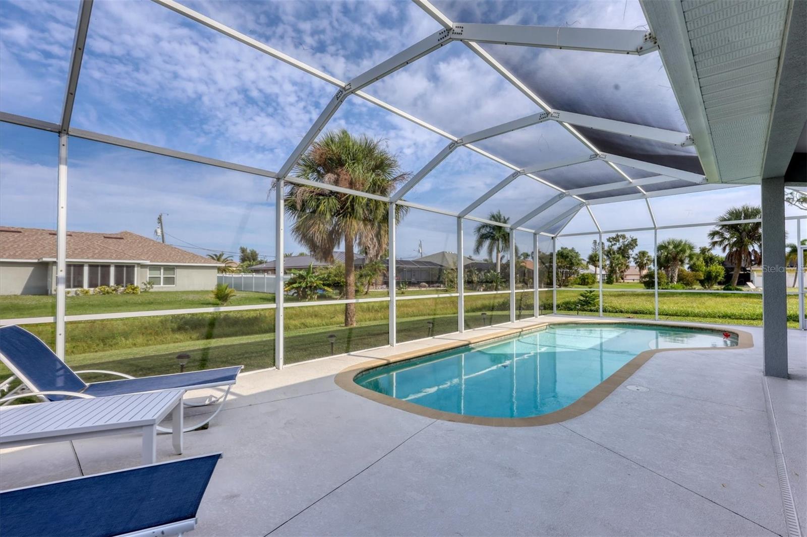 ROTONDA WEST LONG MEADOW - Residential