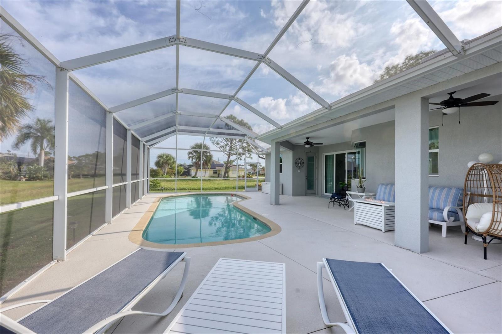 ROTONDA WEST LONG MEADOW - Residential