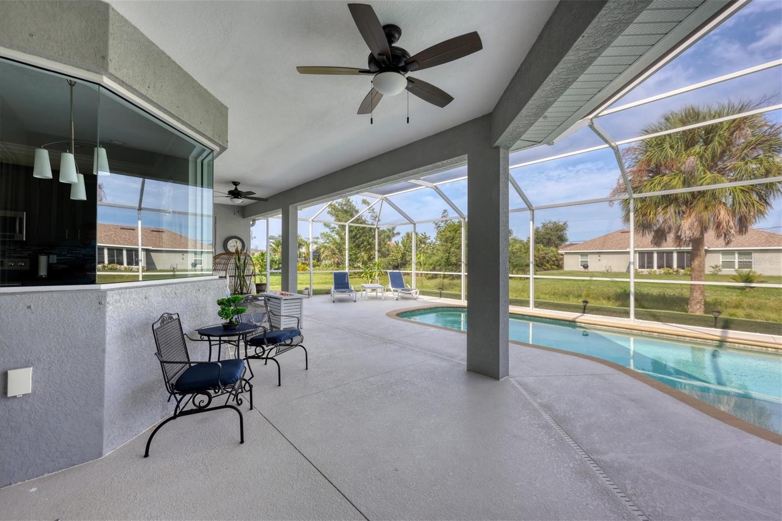 ROTONDA WEST LONG MEADOW - Residential