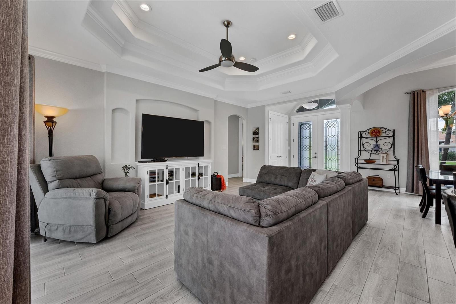 ROTONDA WEST LONG MEADOW - Residential