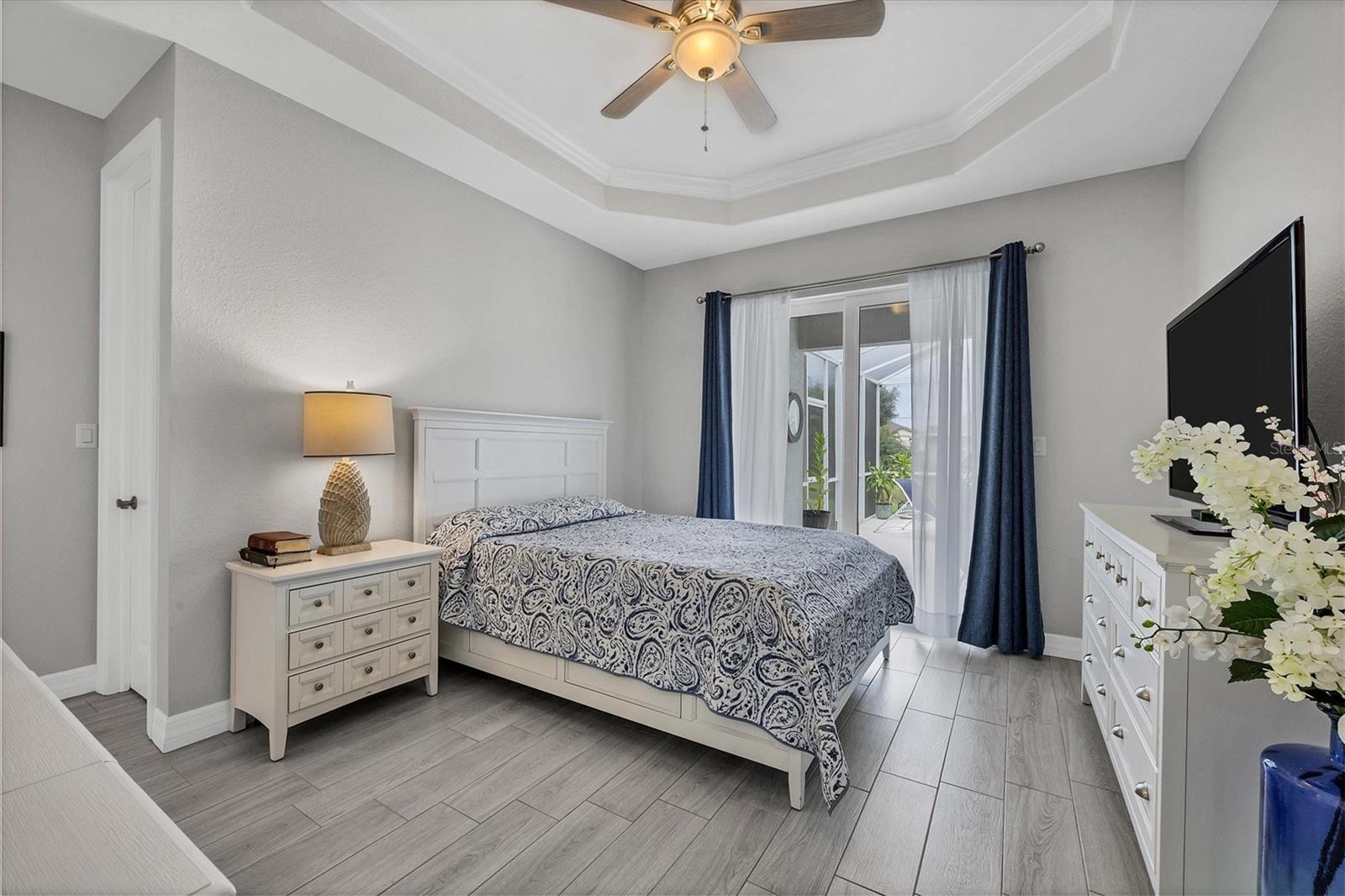 ROTONDA WEST LONG MEADOW - Residential