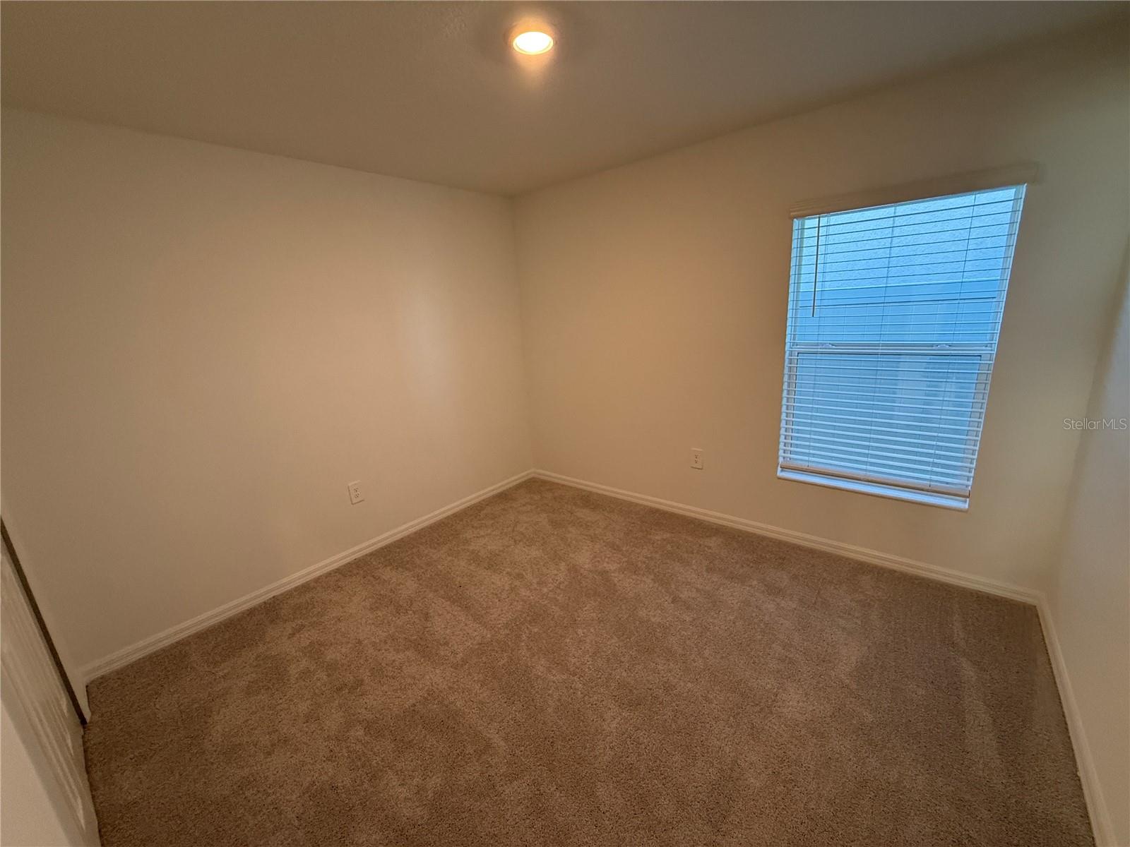 PROSPERITY LAKES - Residential Lease