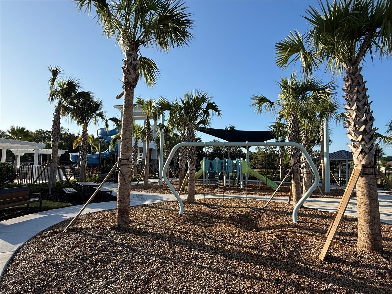 PROSPERITY LAKES - Residential Lease