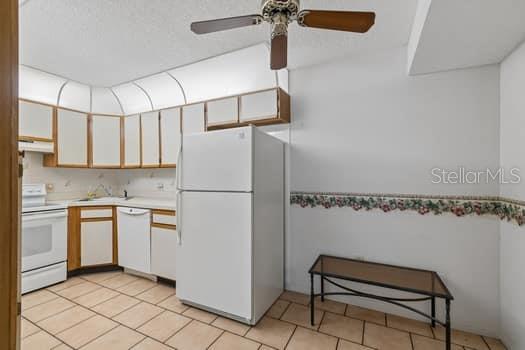 PINE RIDGE AT SUGAR CREEK - Residential