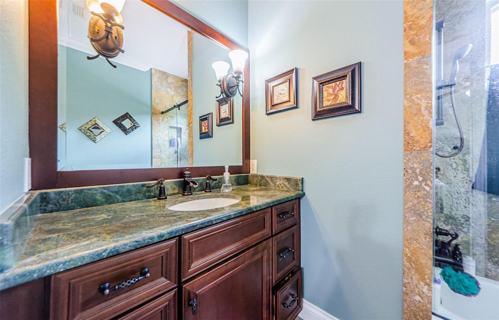 WENTWORTH - Residential