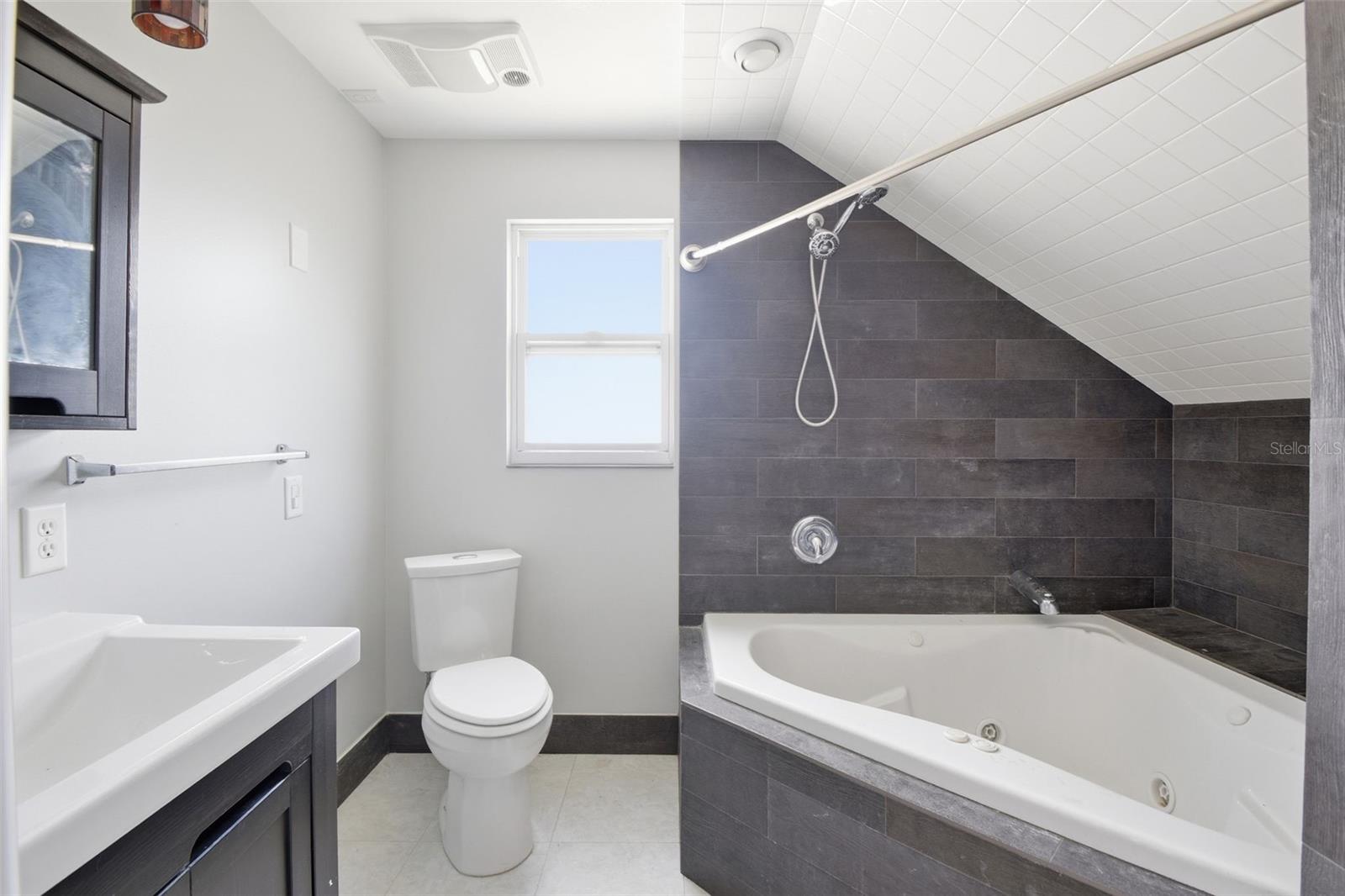 SEMINOLE PARK - Residential