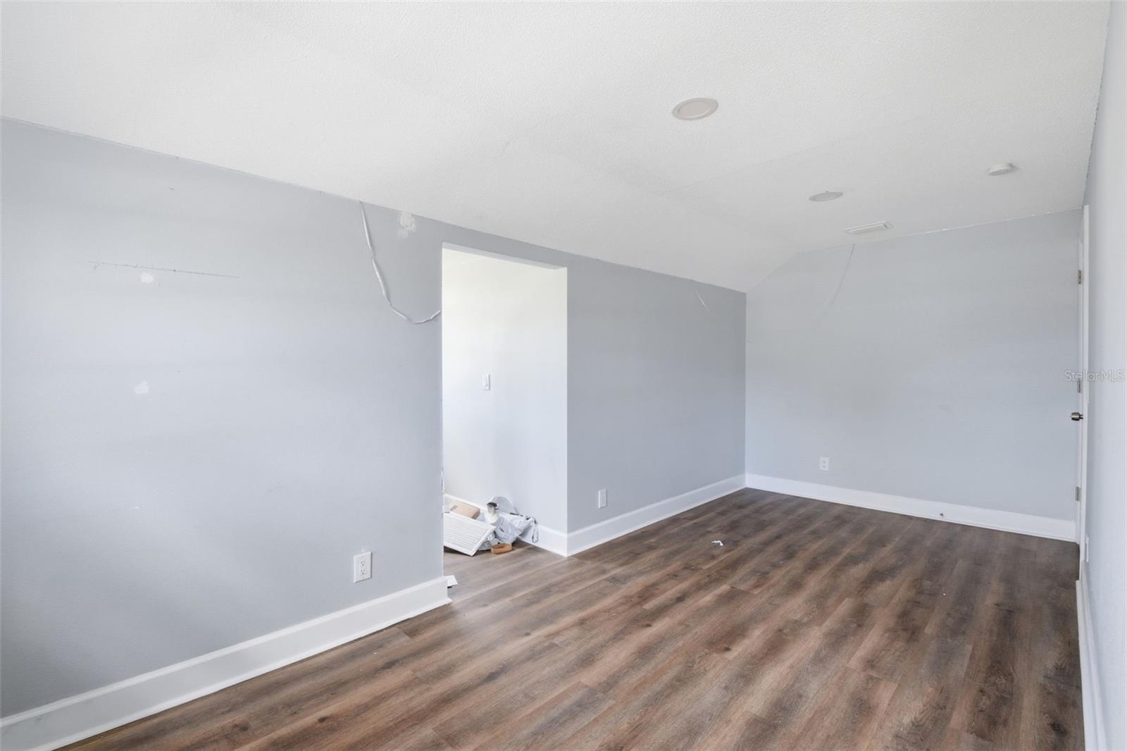 SEMINOLE PARK - Residential