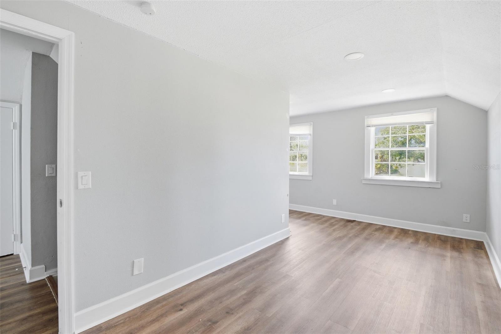 SEMINOLE PARK - Residential