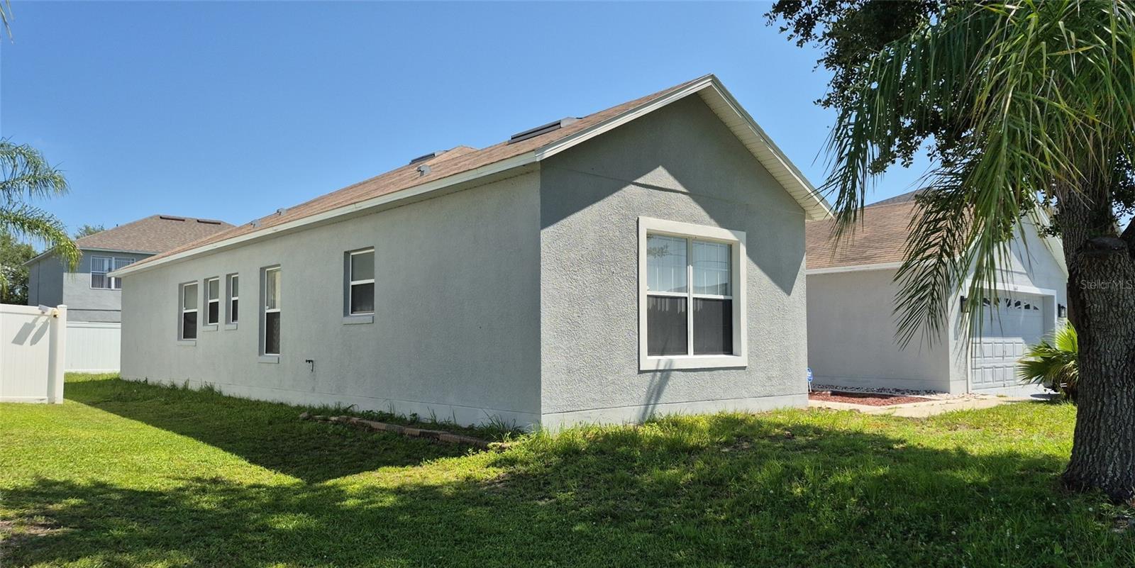 560 VICEROY COURT