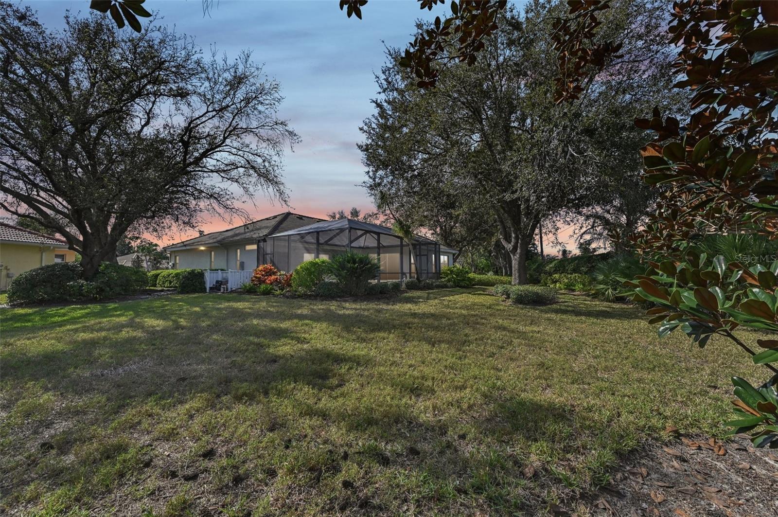 VENICE GOLF & COUNTRY CLUB - Residential