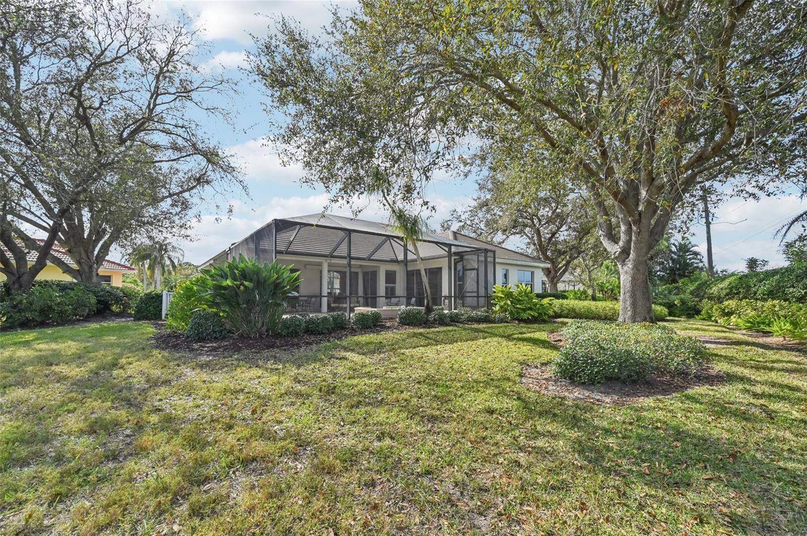 VENICE GOLF & COUNTRY CLUB - Residential