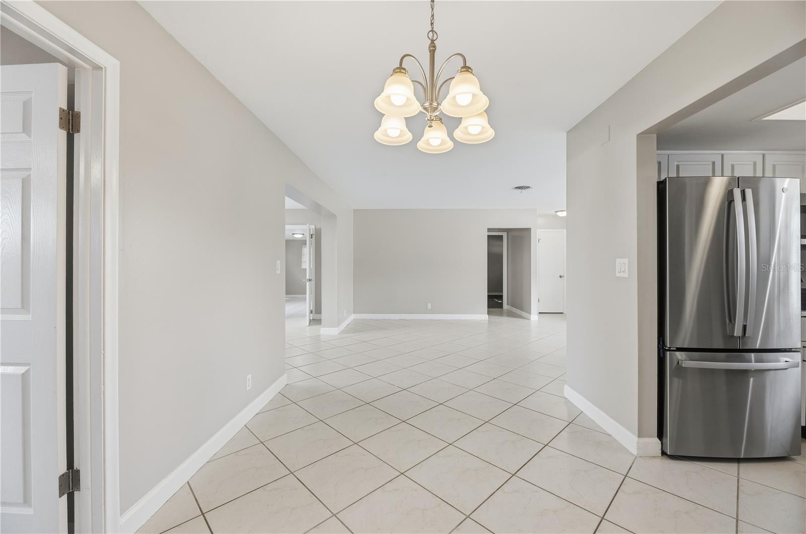 MIDTOWN EAST 60-15 B - Residential