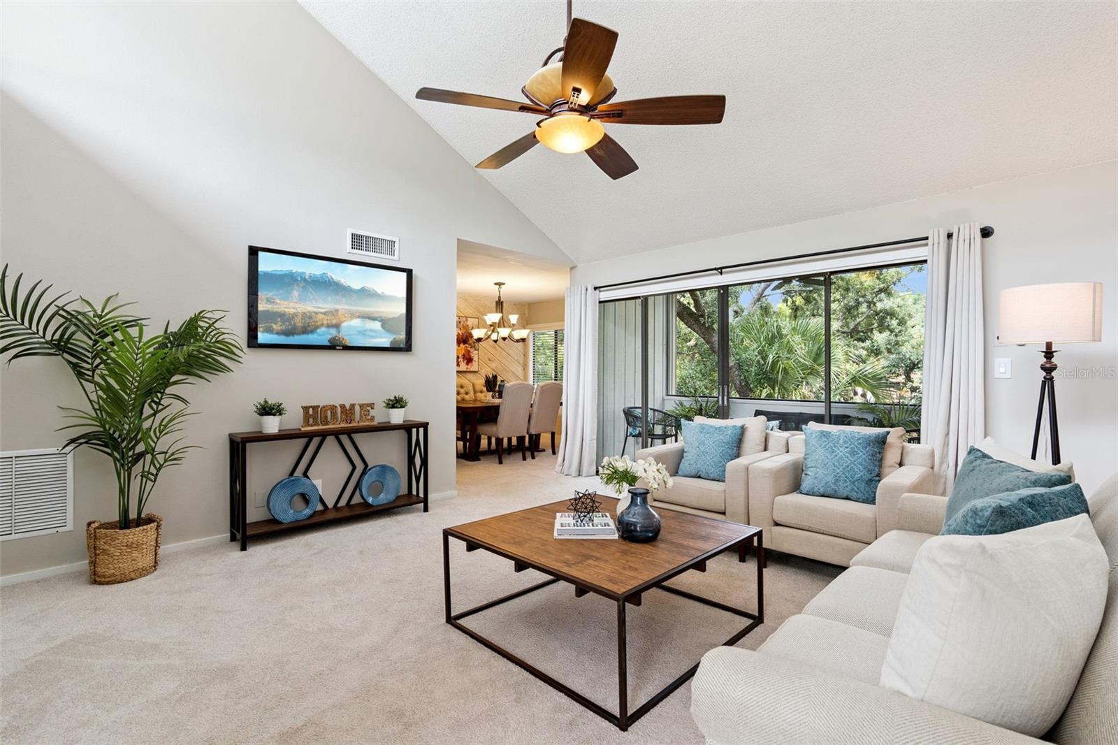 203 CROWN OAKS WAY 203