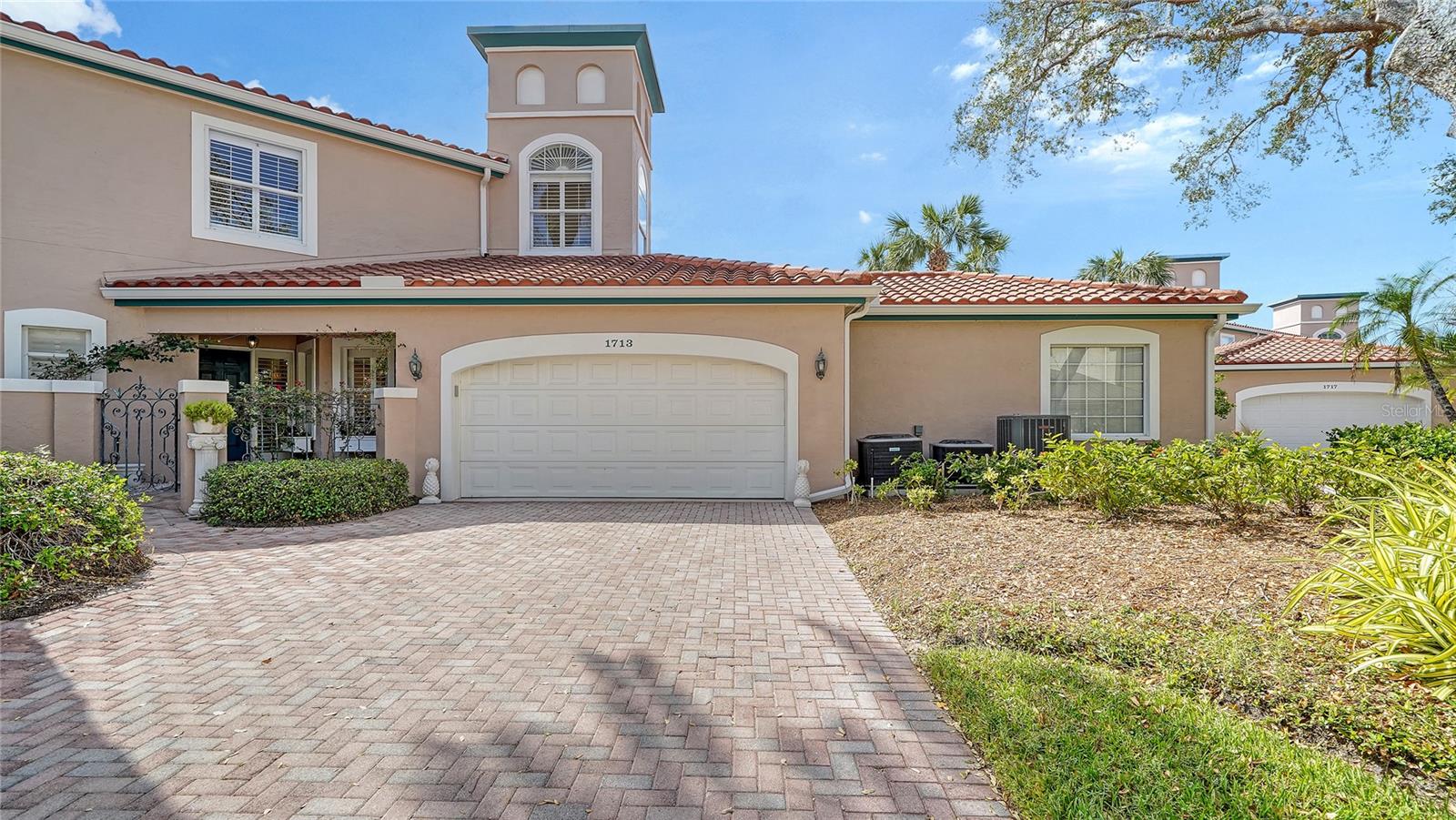 1713 STARLING DRIVE 1713
