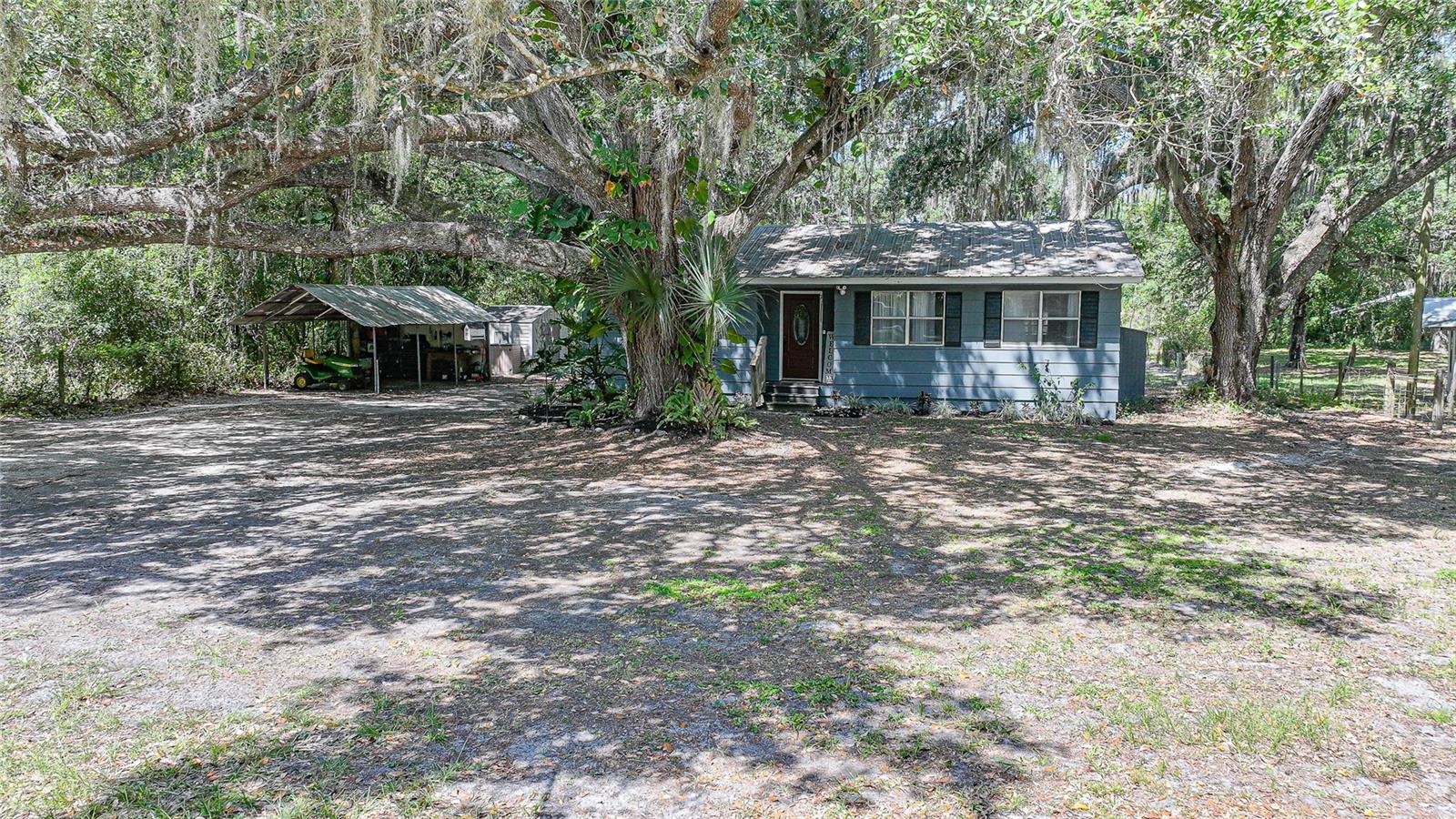 QUAIL HOLLOW ESTATES - Residential