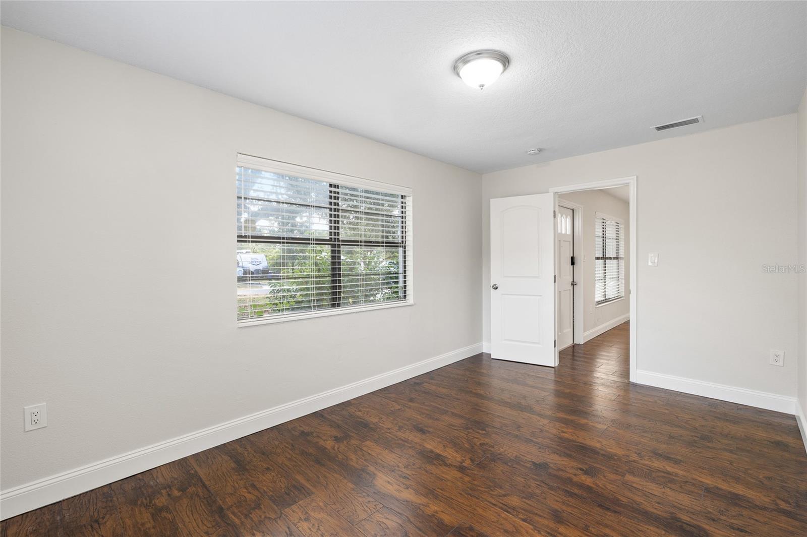 TAMPAS NORTH SIDE CNTRY CL - Residential