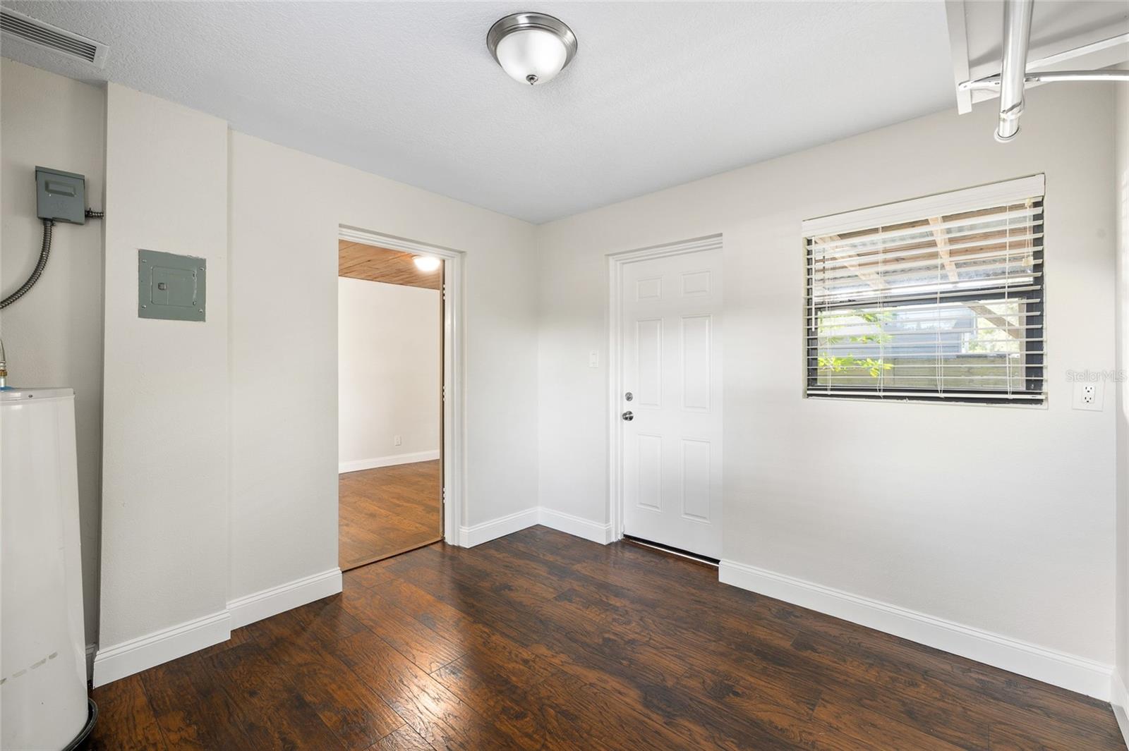 TAMPAS NORTH SIDE CNTRY CL - Residential