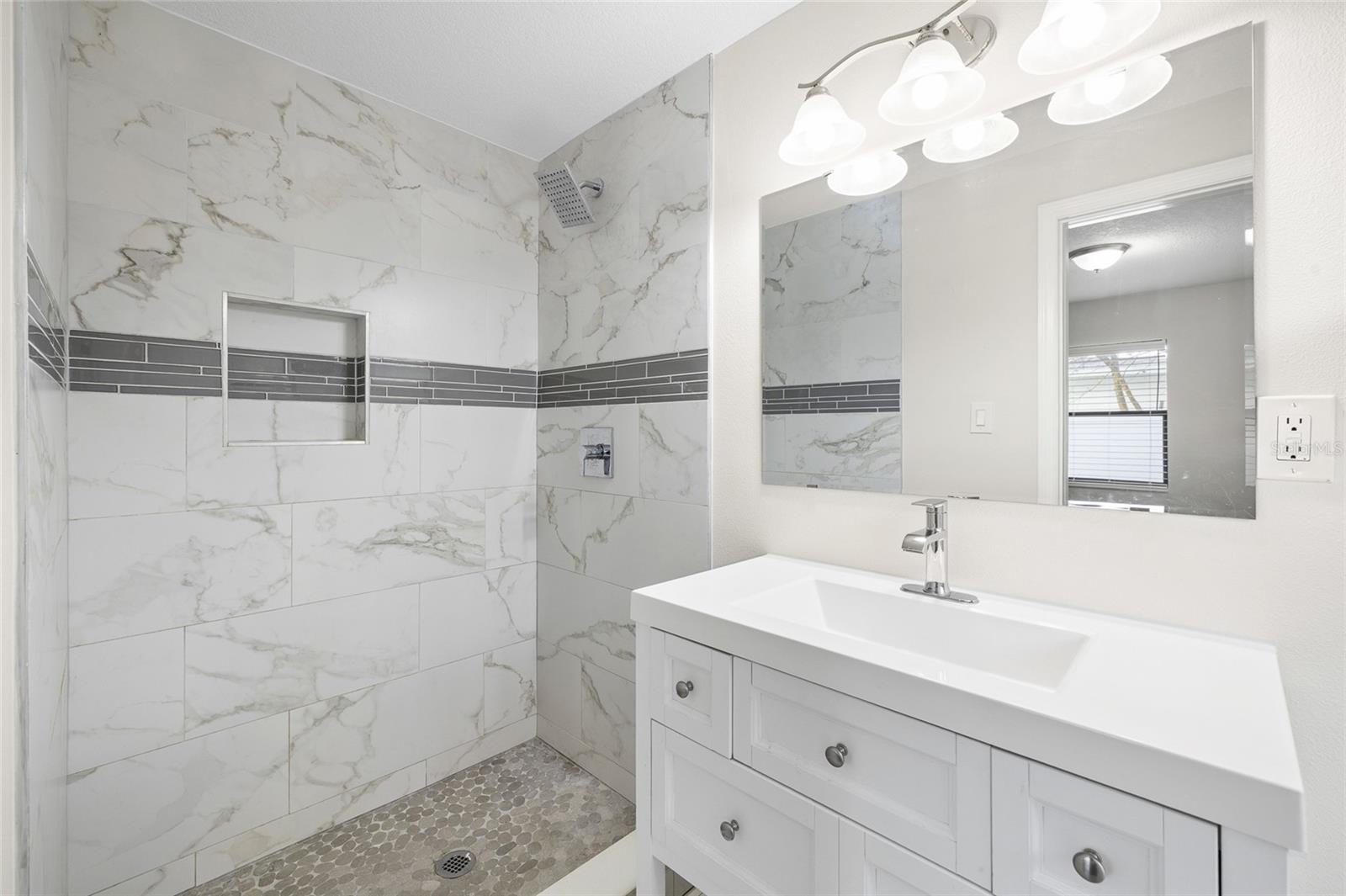 TAMPAS NORTH SIDE CNTRY CL - Residential