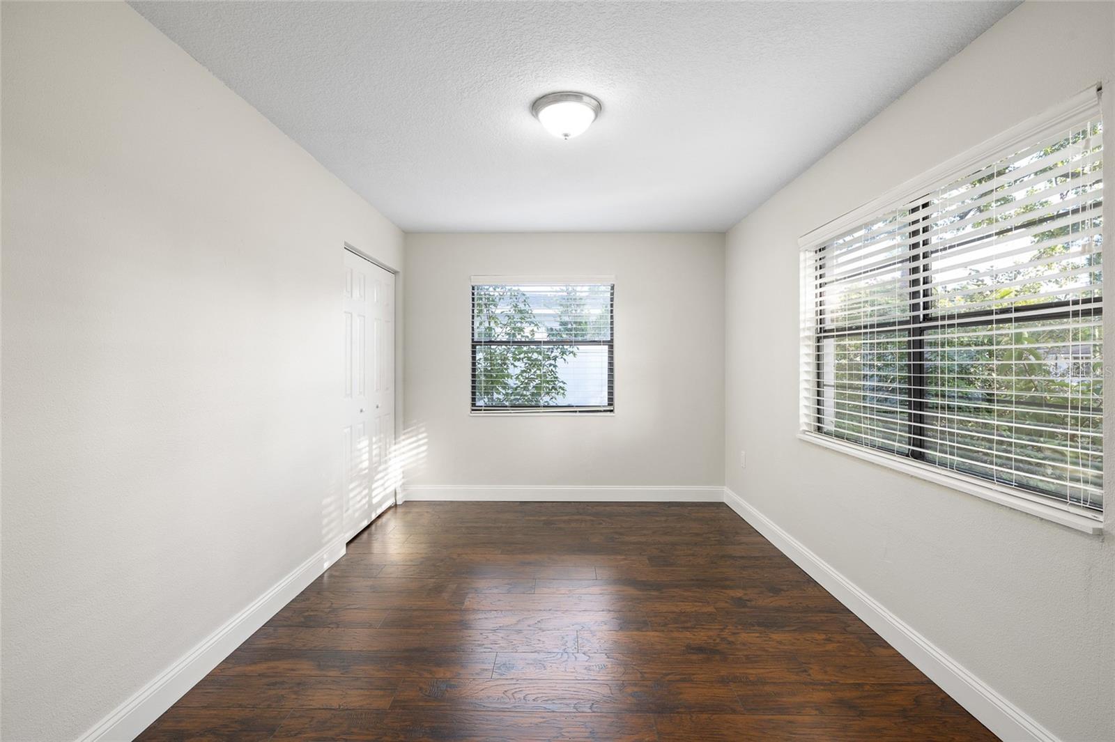 TAMPAS NORTH SIDE CNTRY CL - Residential