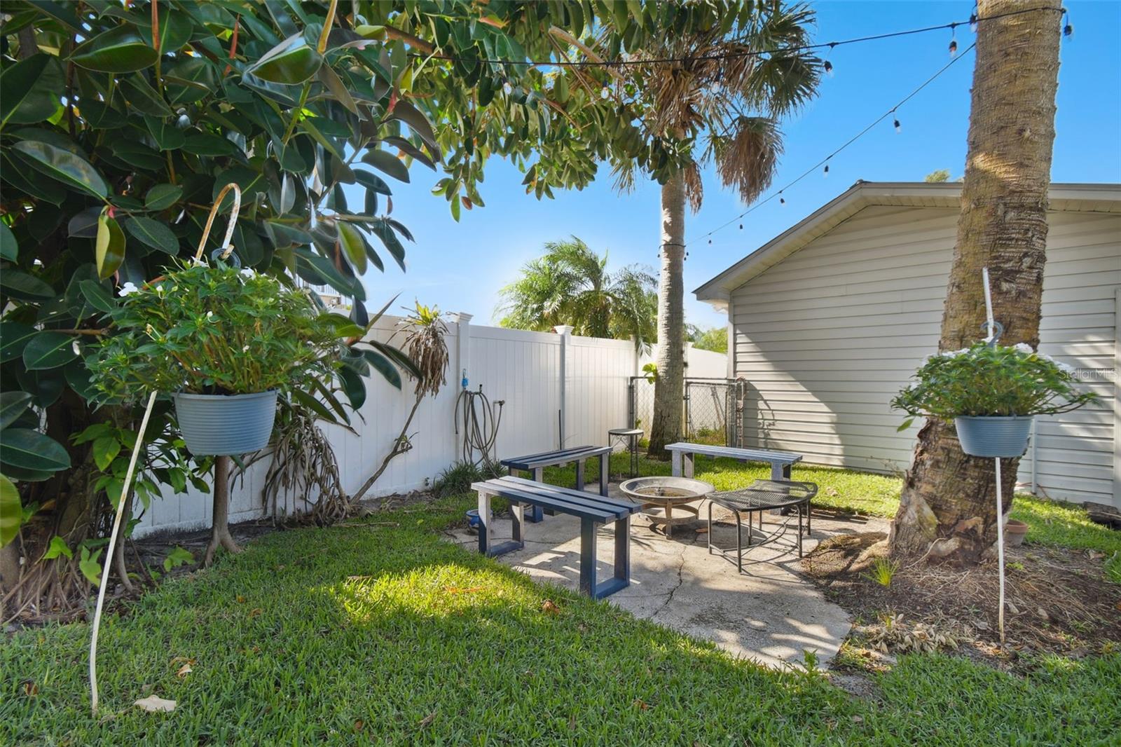 RIVERVIEW TERRACE REP - Residential