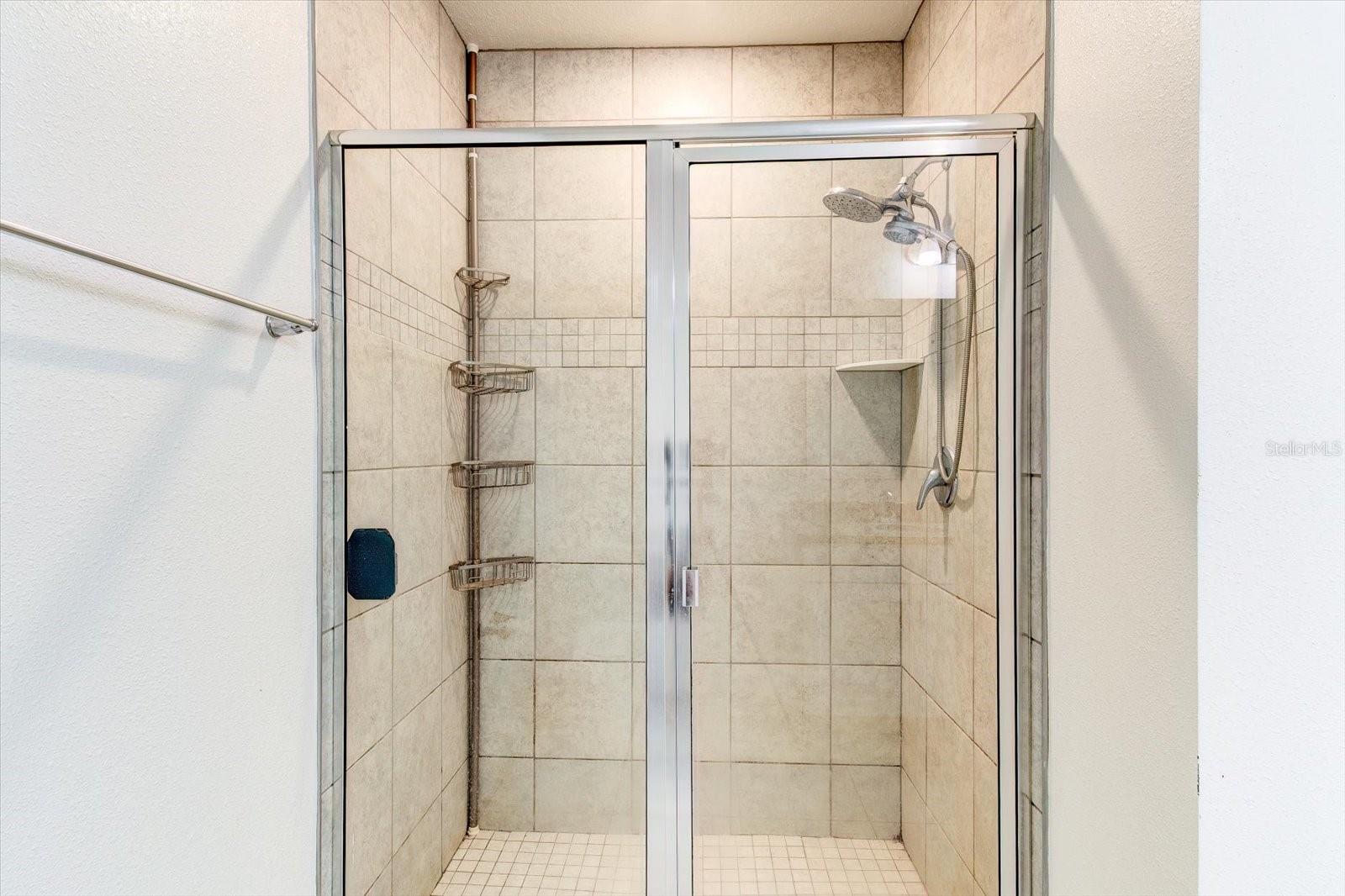 DELTONA LAKES UNIT 05 TR L REP - Residential