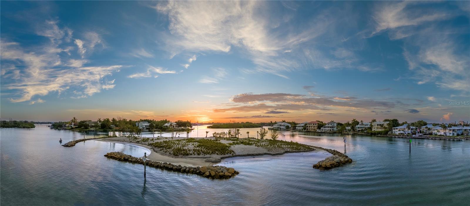 SOUTH VENICE - Residential