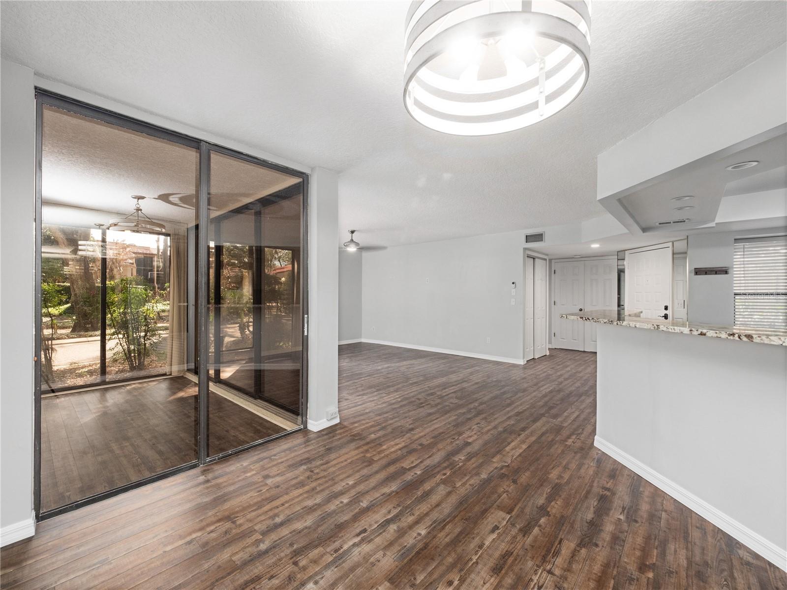 LAKE PINELOCH VILLAGE CONDO 02 - Residential