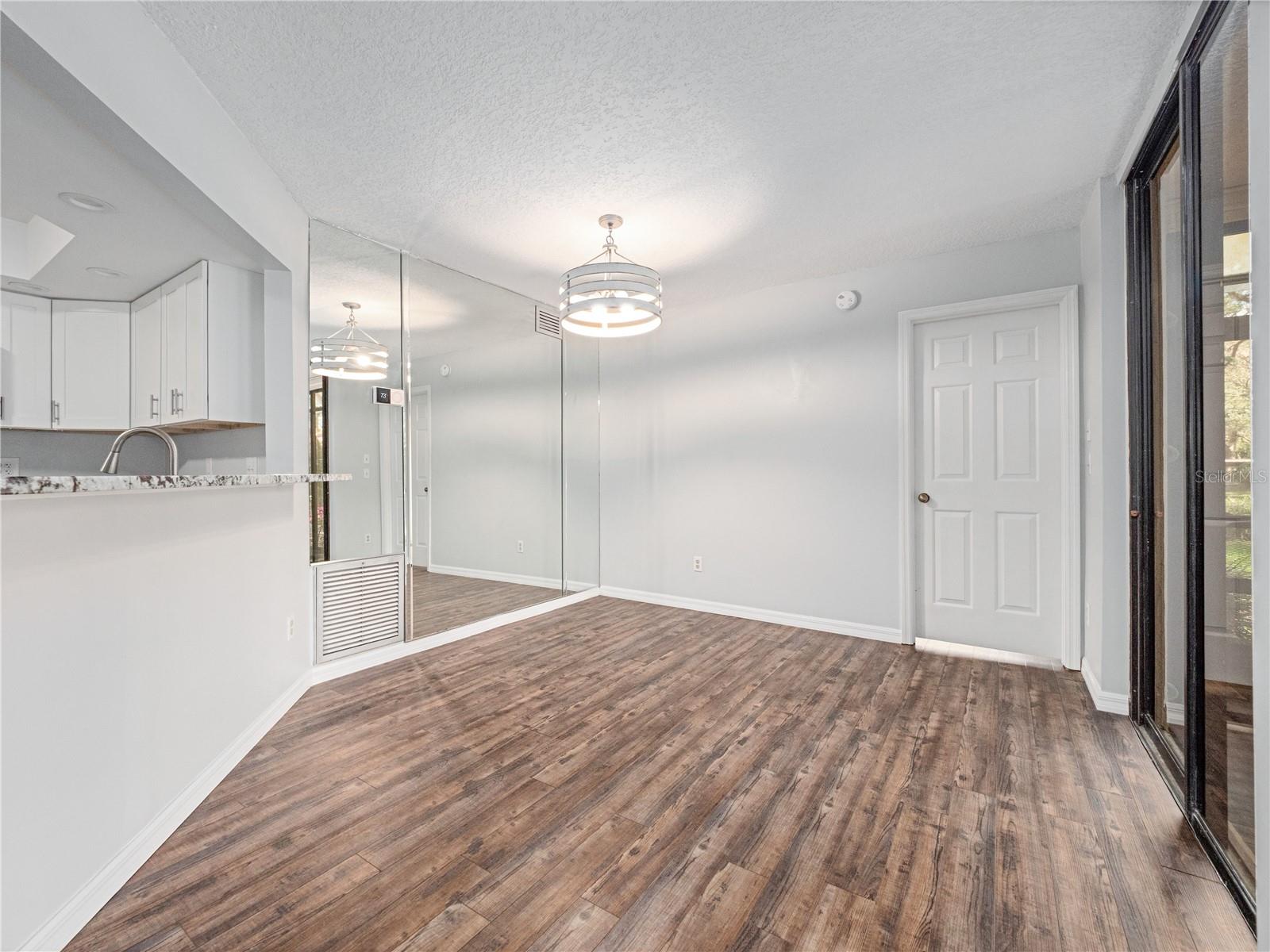 LAKE PINELOCH VILLAGE CONDO 02 - Residential