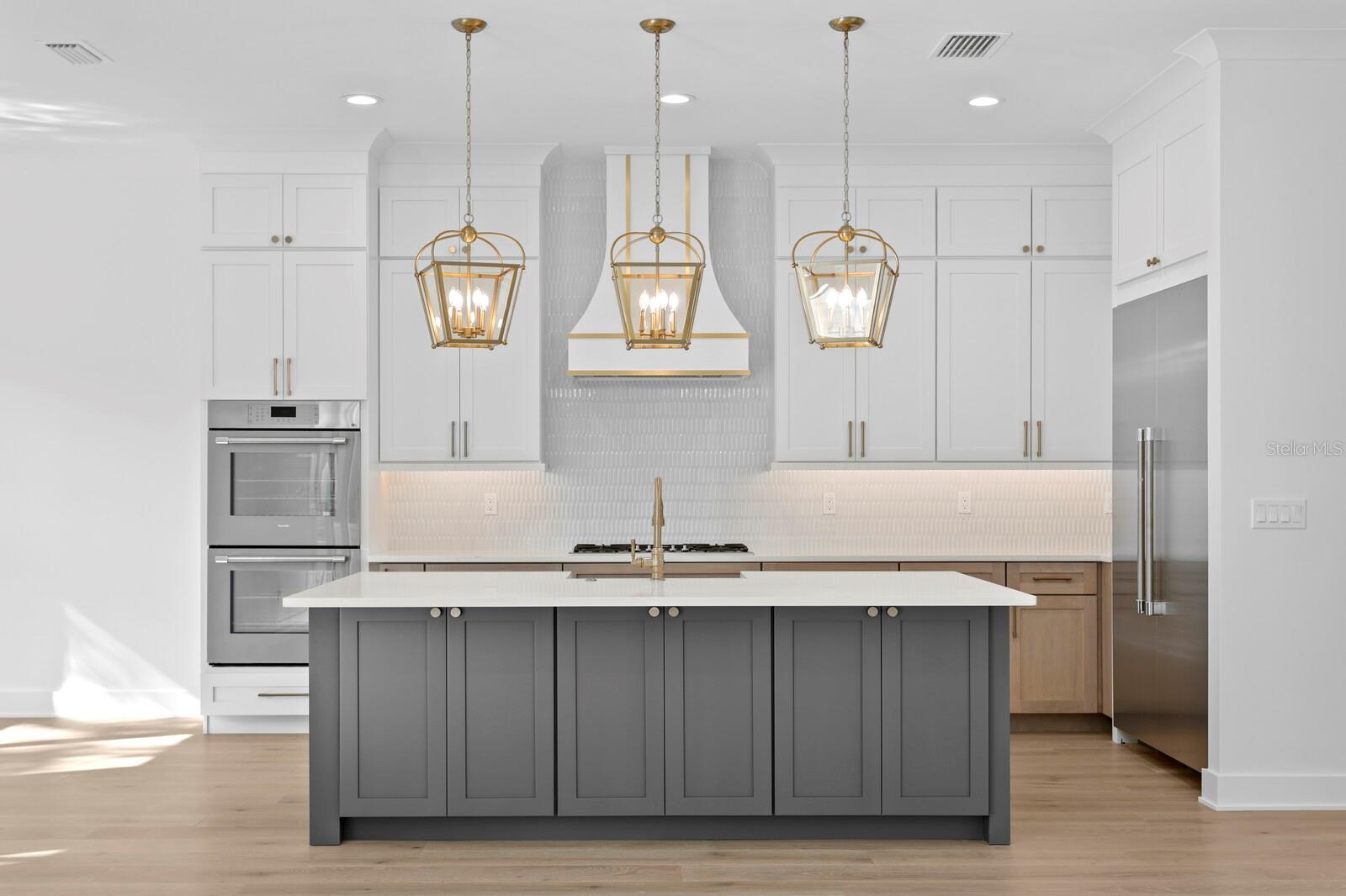 MARYLAND MANOR REV - Residential