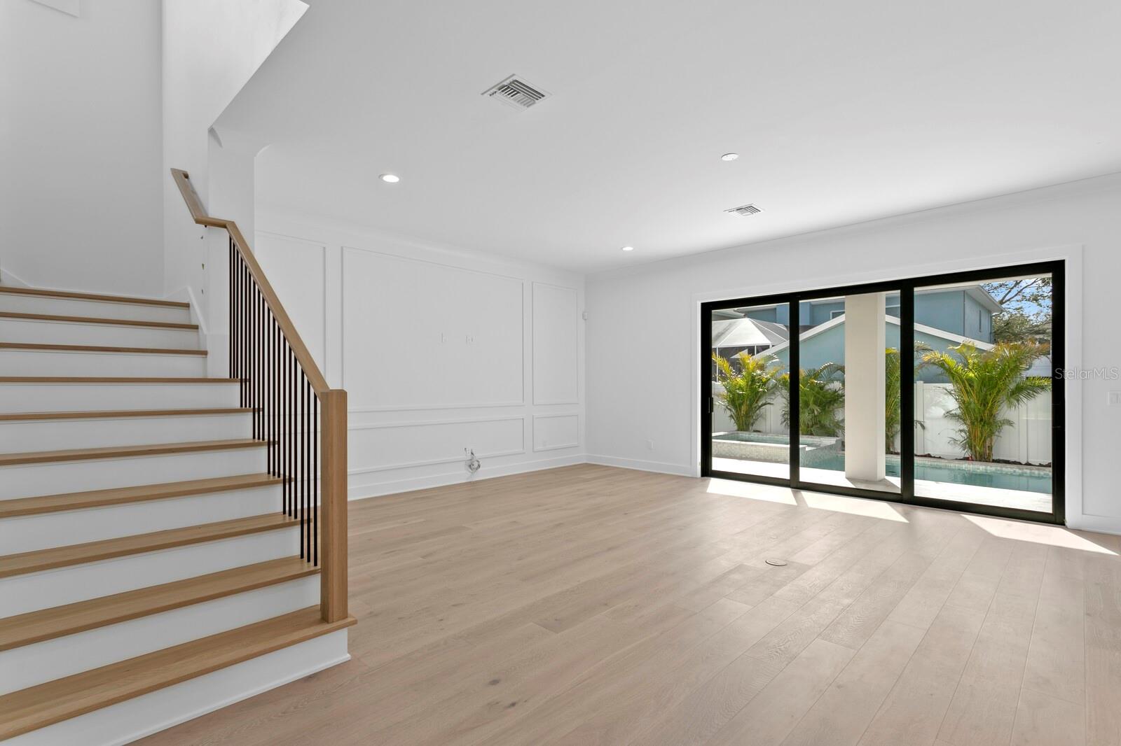 MARYLAND MANOR REV - Residential