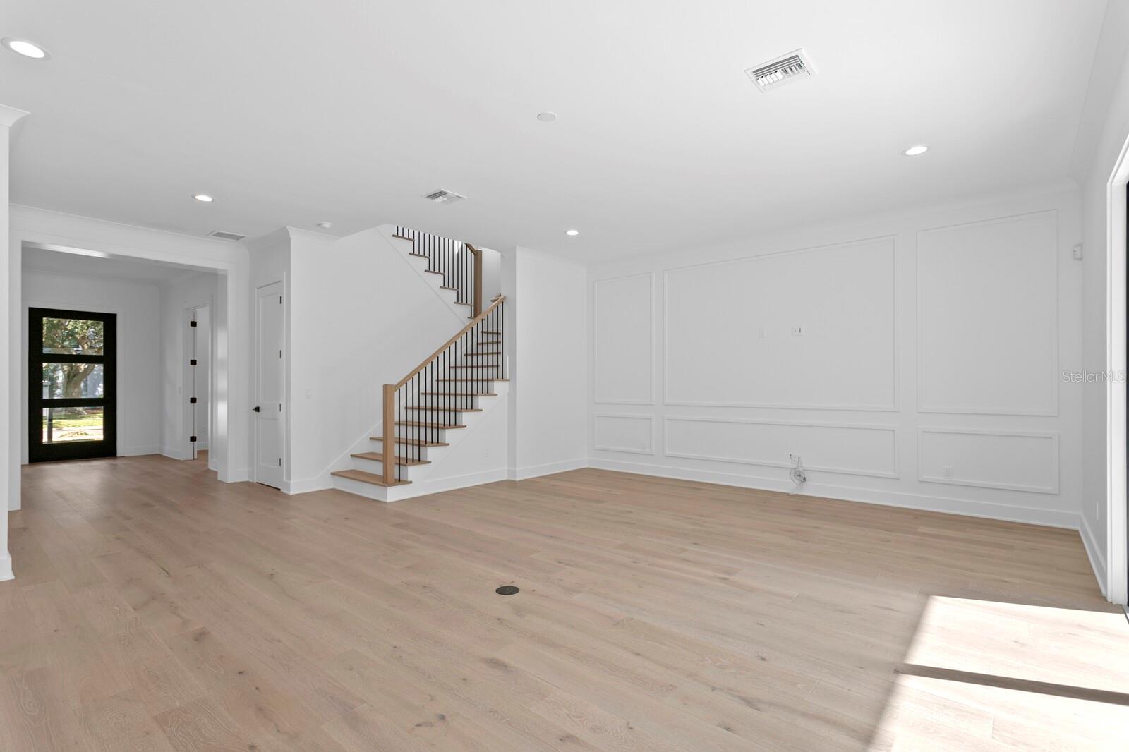 MARYLAND MANOR REV - Residential