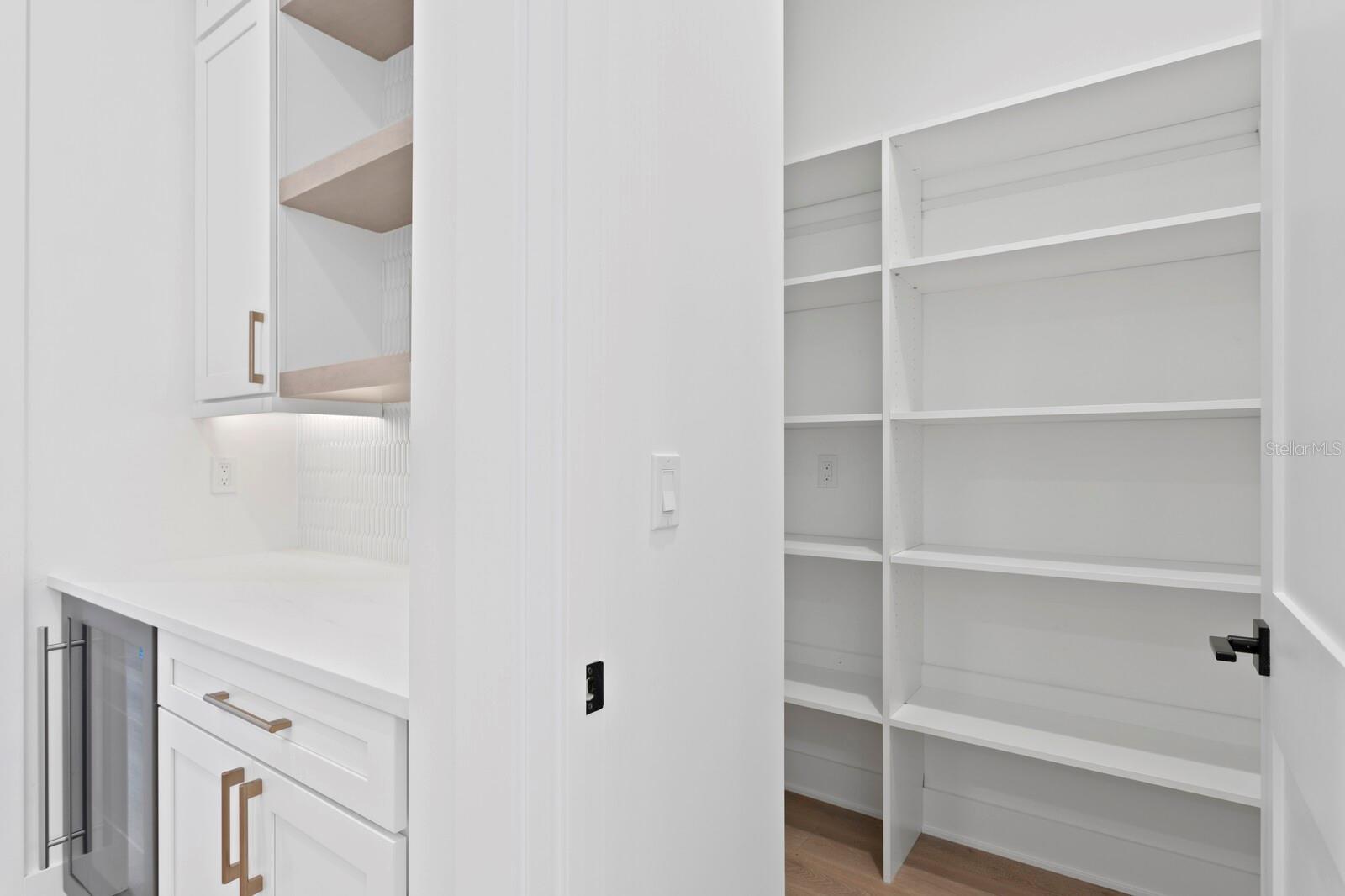 MARYLAND MANOR REV - Residential