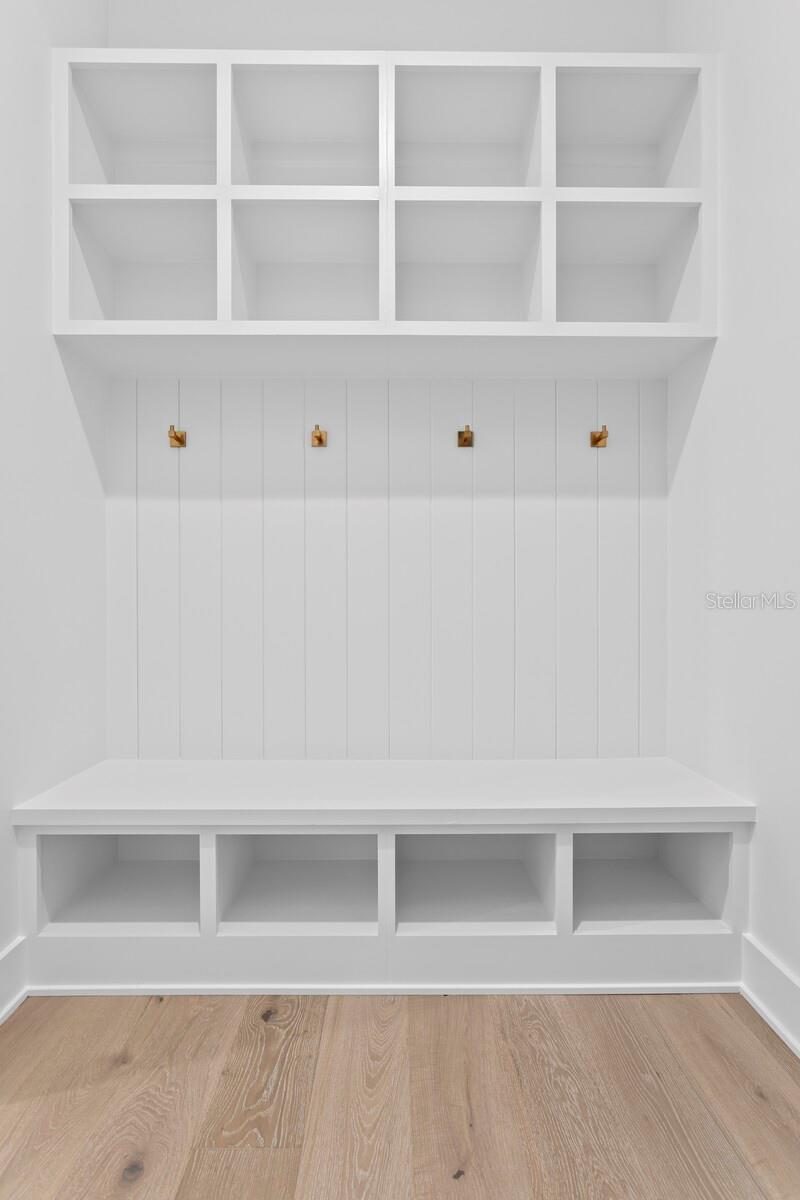 MARYLAND MANOR REV - Residential