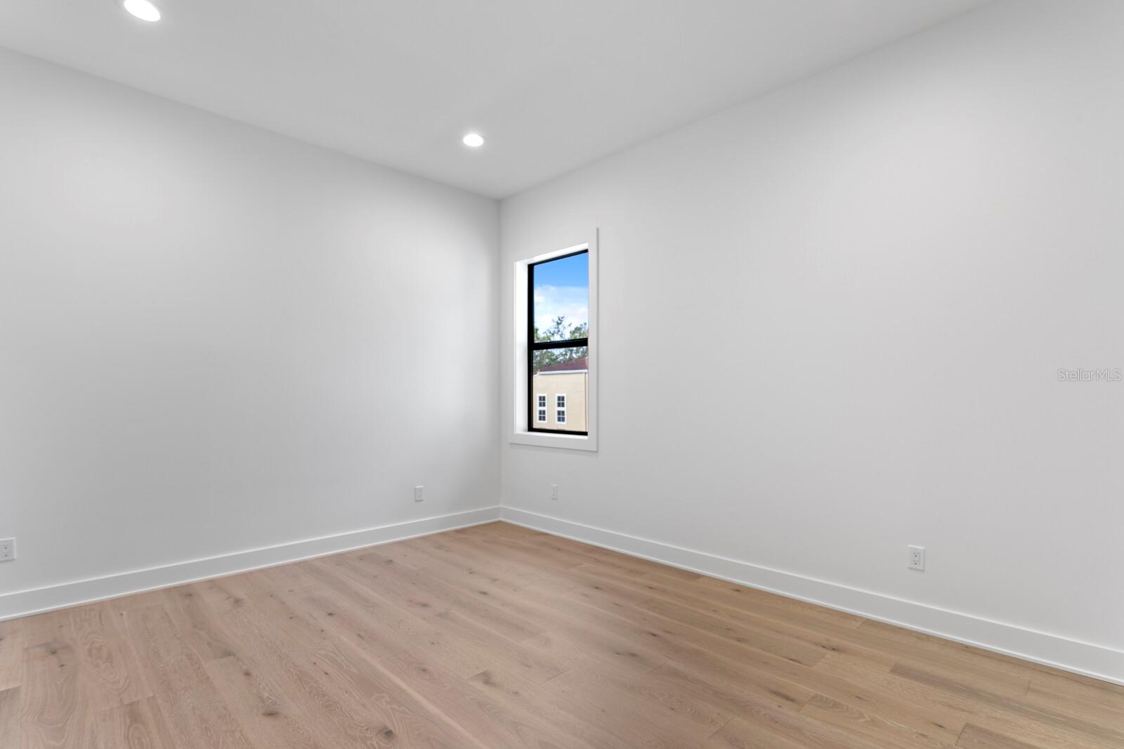 MARYLAND MANOR REV - Residential