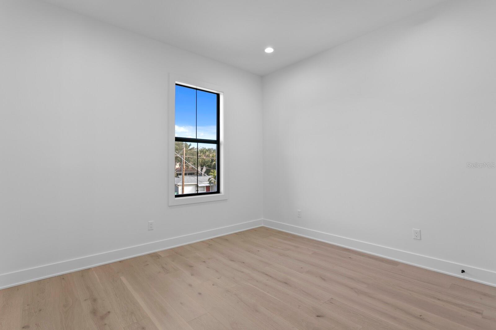 MARYLAND MANOR REV - Residential