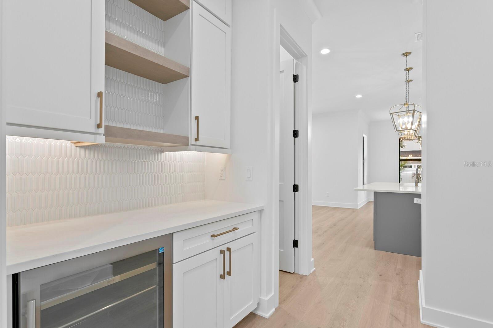 MARYLAND MANOR REV - Residential