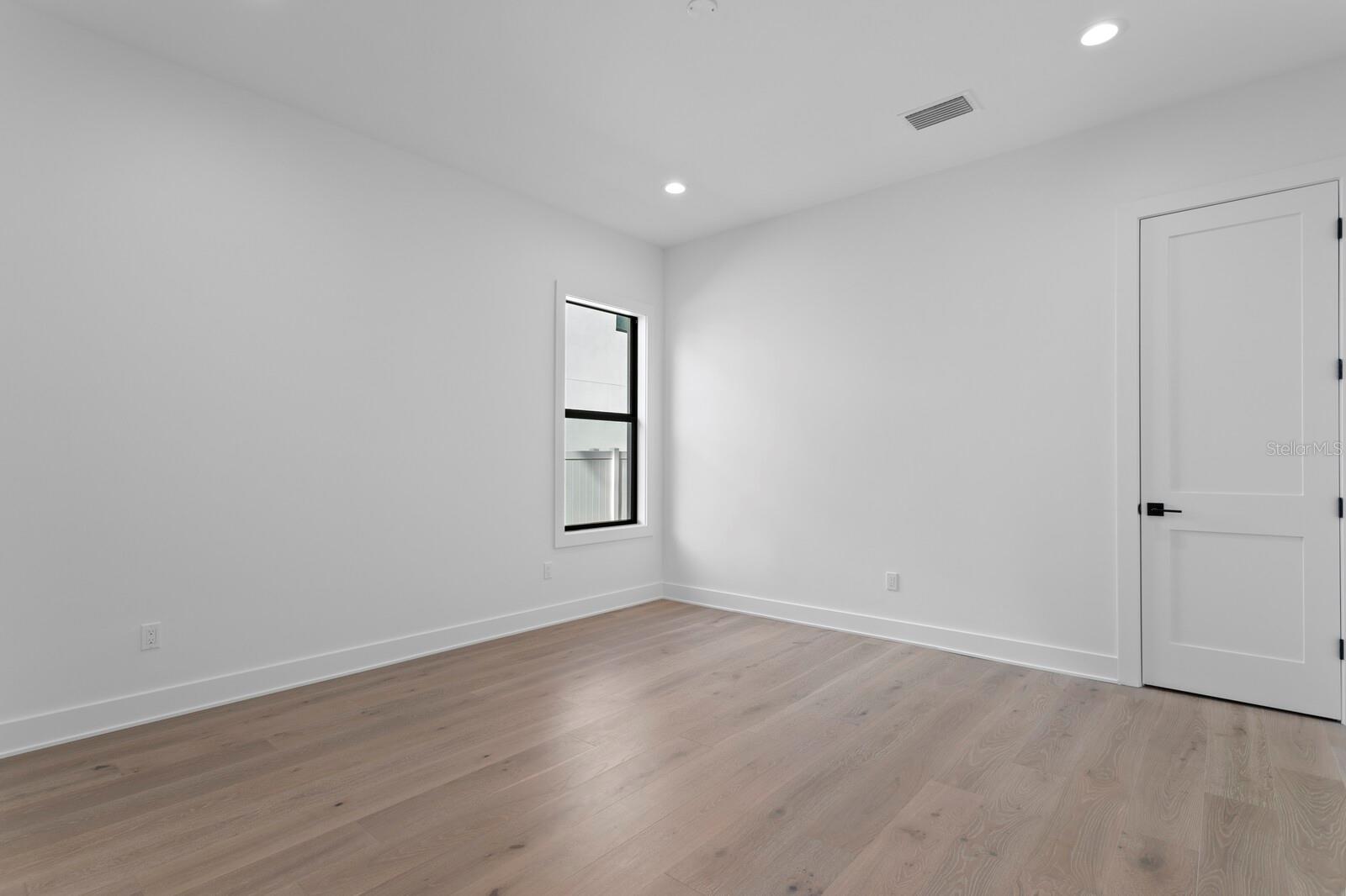 MARYLAND MANOR REV - Residential