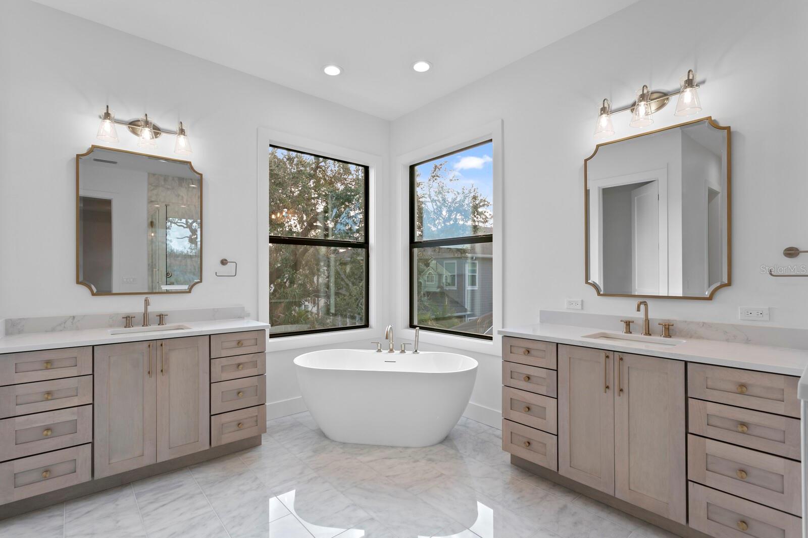 MARYLAND MANOR REV - Residential