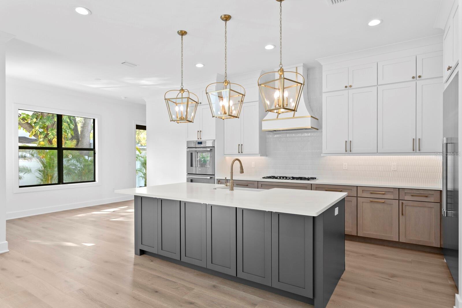 MARYLAND MANOR REV - Residential