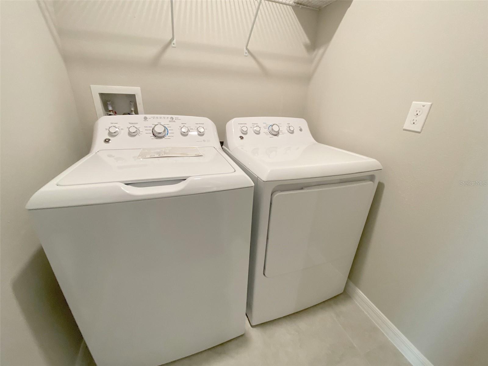 VENTANA TWNHMS AT WATERS EDGE - Residential Lease