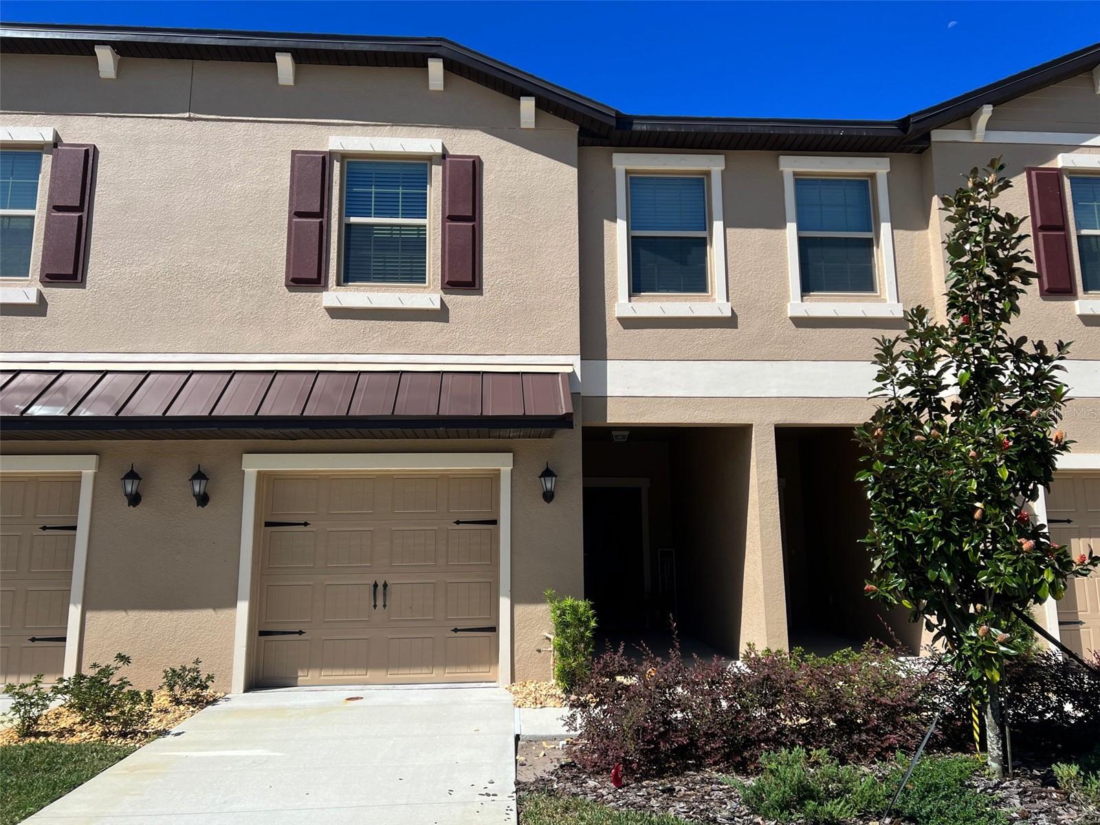 VENTANA TWNHMS AT WATERS EDGE - Residential Lease