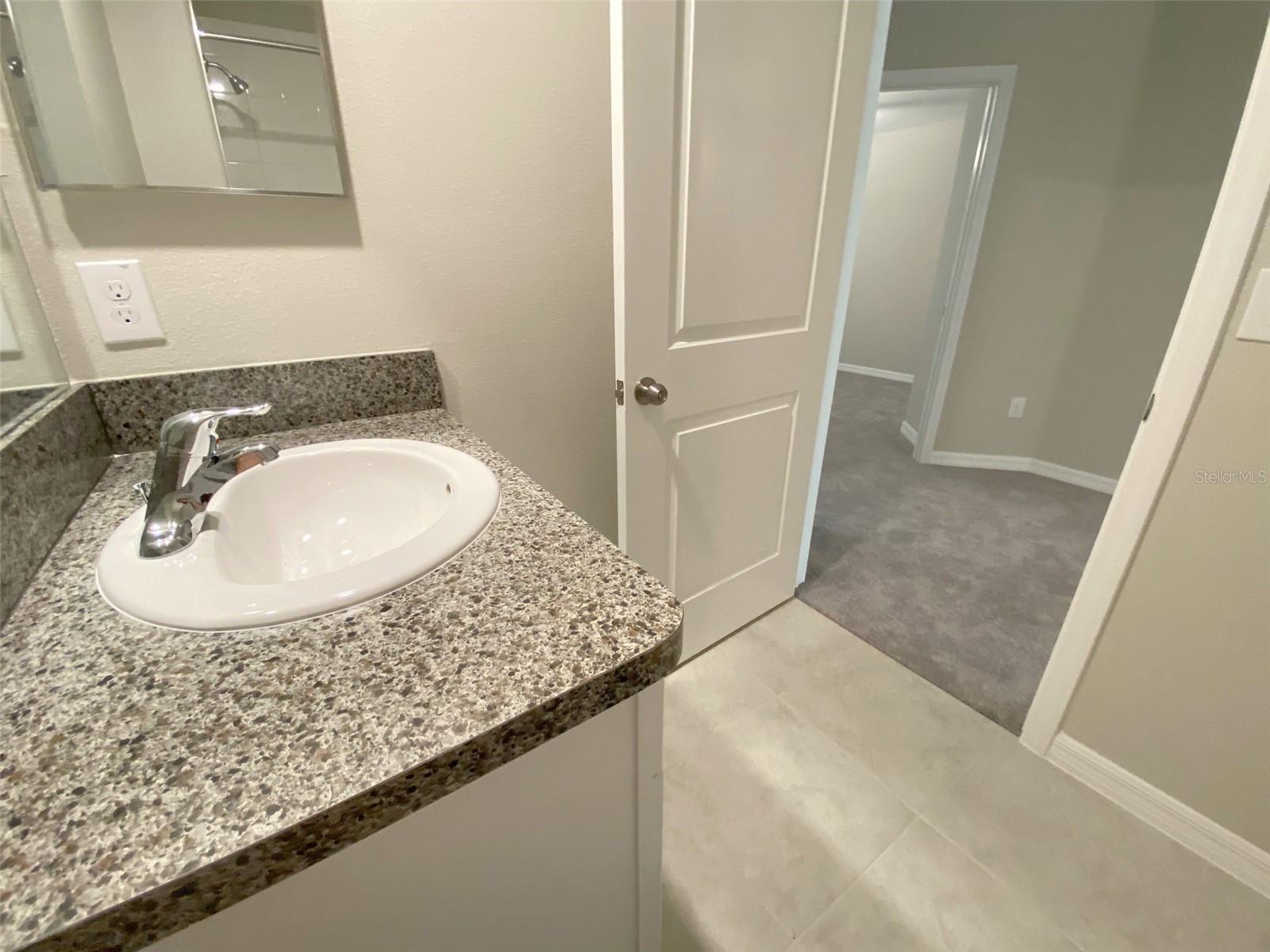 VENTANA TWNHMS AT WATERS EDGE - Residential Lease