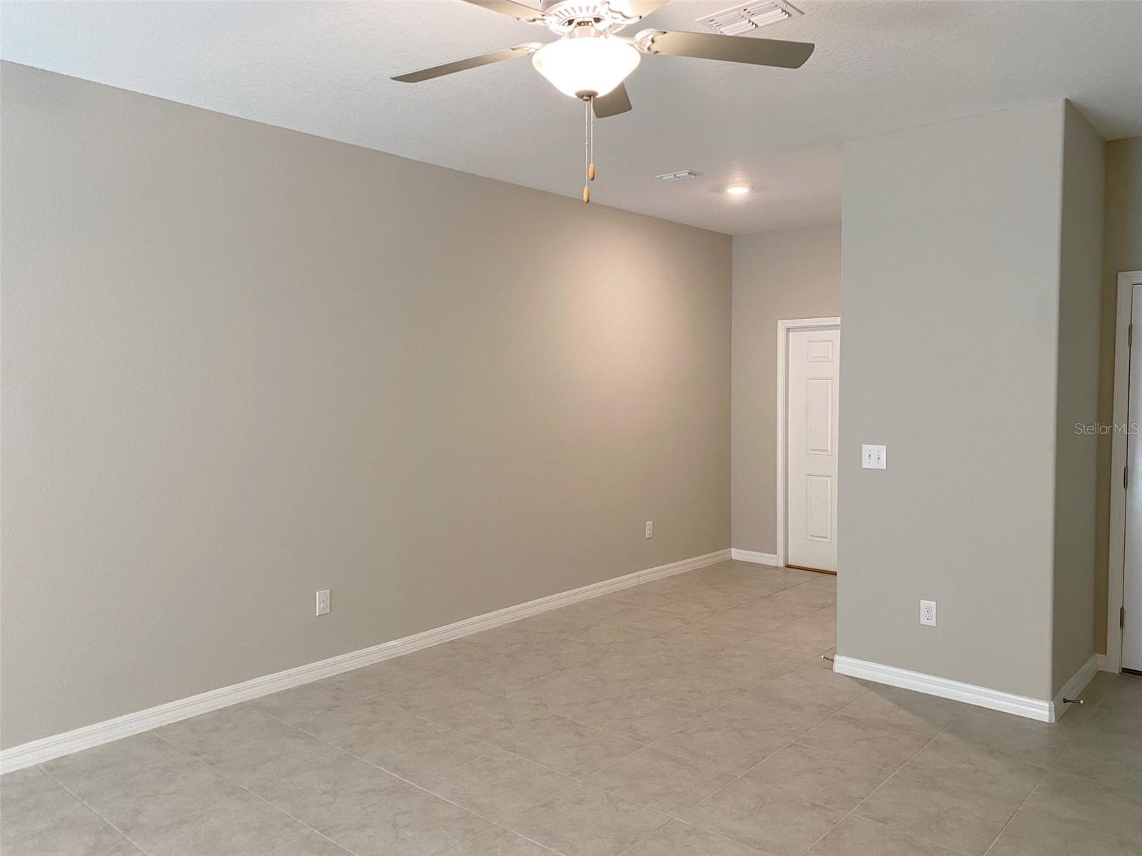 VENTANA TWNHMS AT WATERS EDGE - Residential Lease