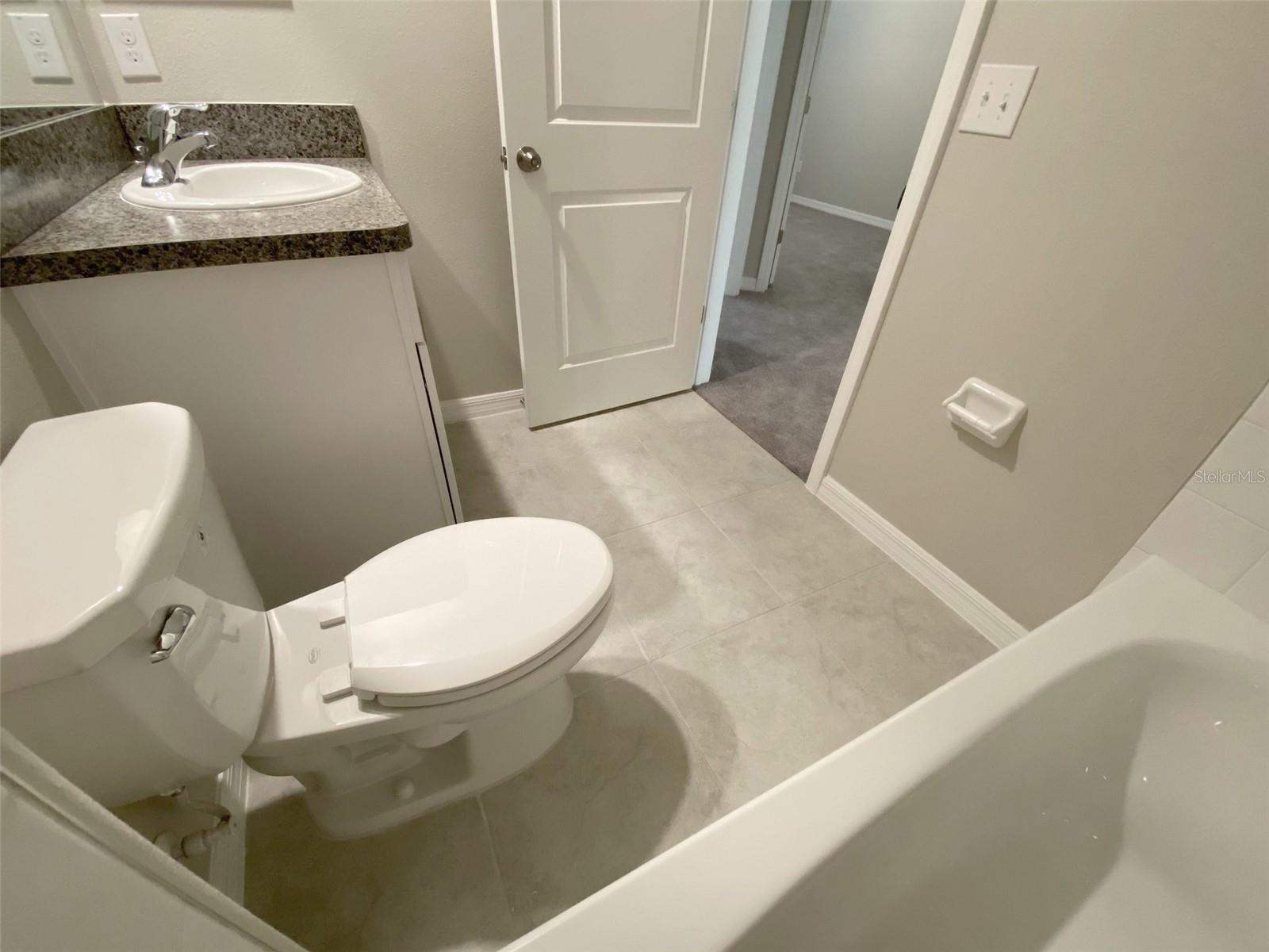 VENTANA TWNHMS AT WATERS EDGE - Residential Lease