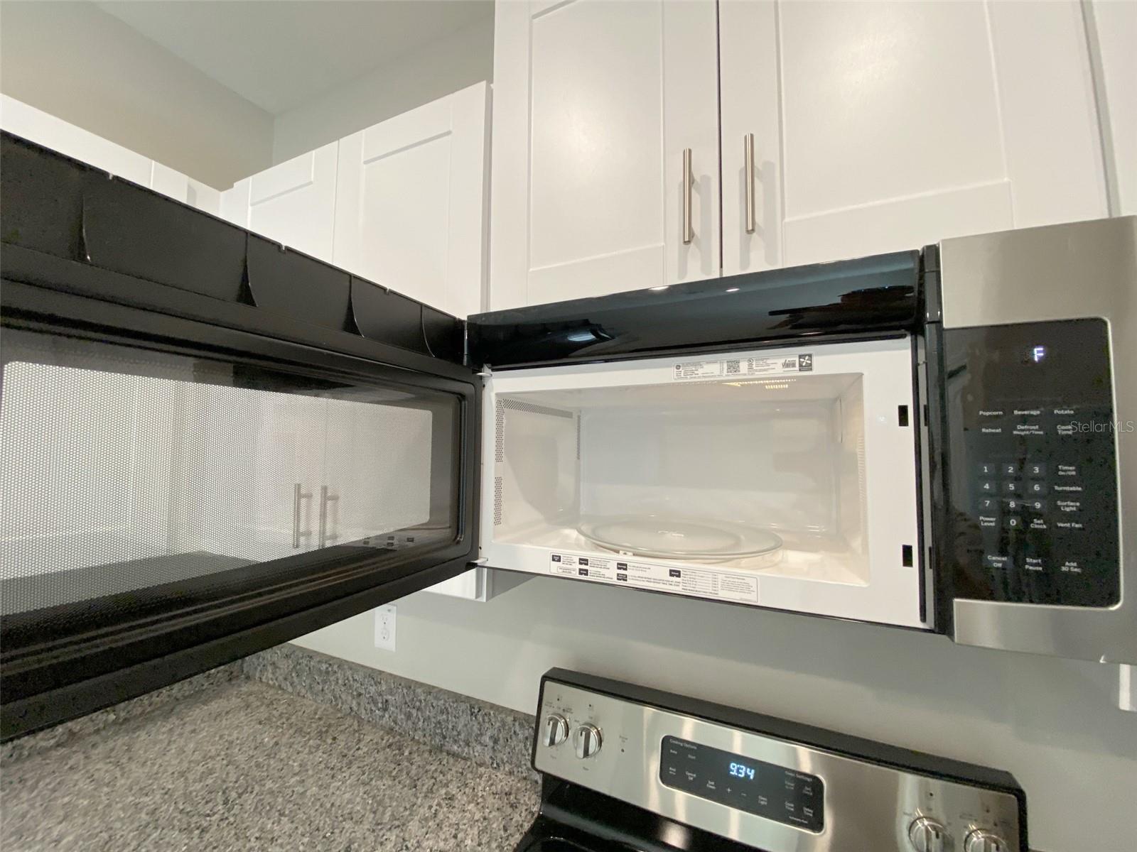 VENTANA TWNHMS AT WATERS EDGE - Residential Lease