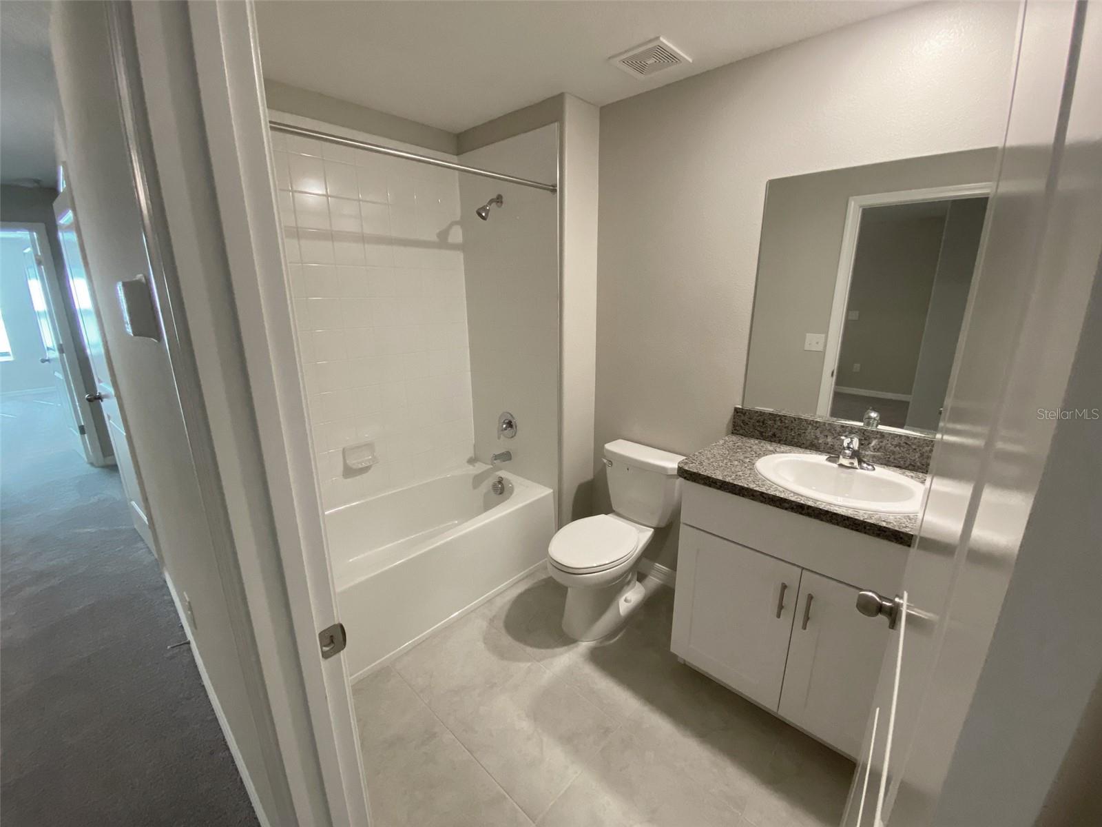 VENTANA TWNHMS AT WATERS EDGE - Residential Lease