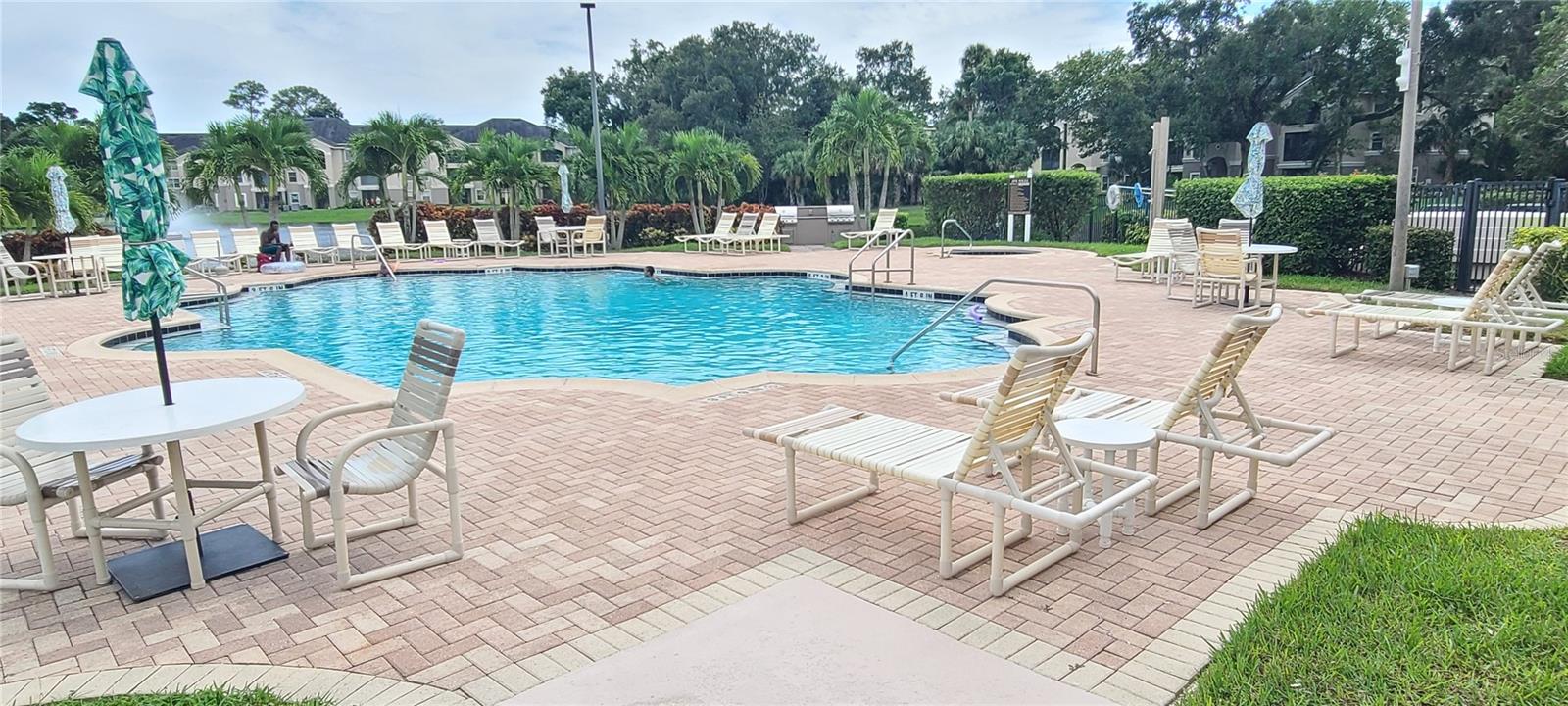 VILLAGGIO ON LAKES - Residential