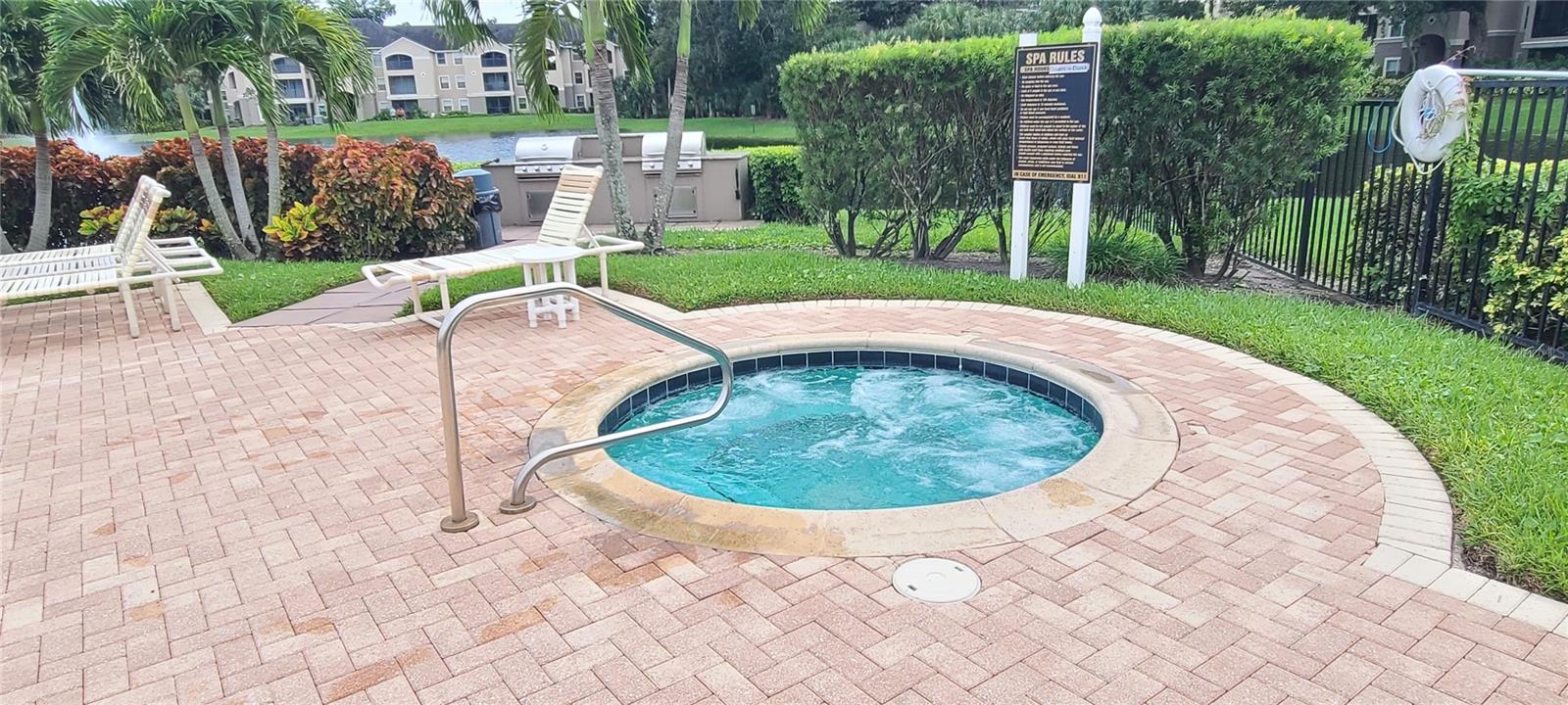 VILLAGGIO ON LAKES - Residential
